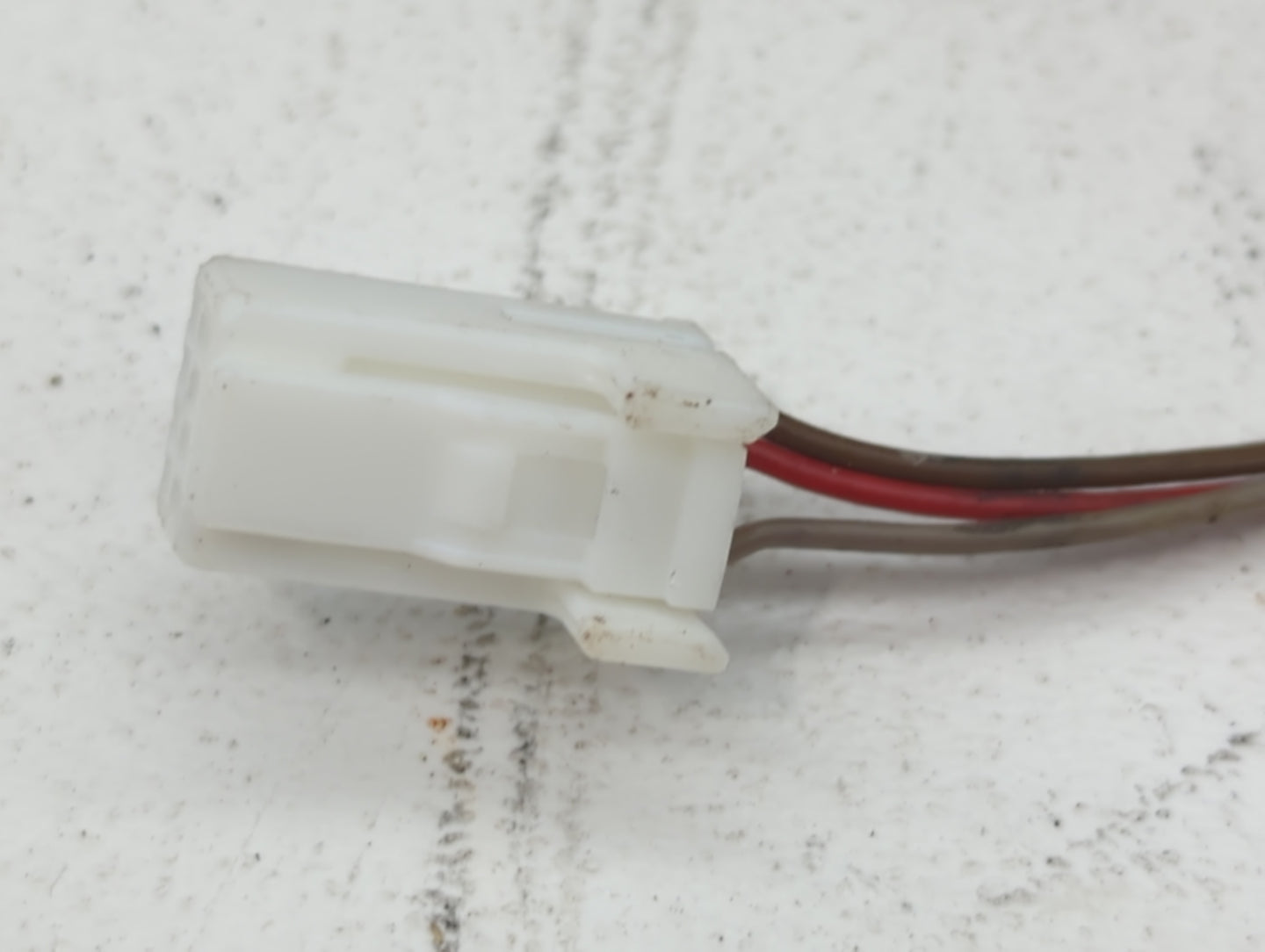 2012-2014 Nissan Versa Driver Side View Mirror - Left Door Mirror OEM Used - Oemusedautoparts1.com