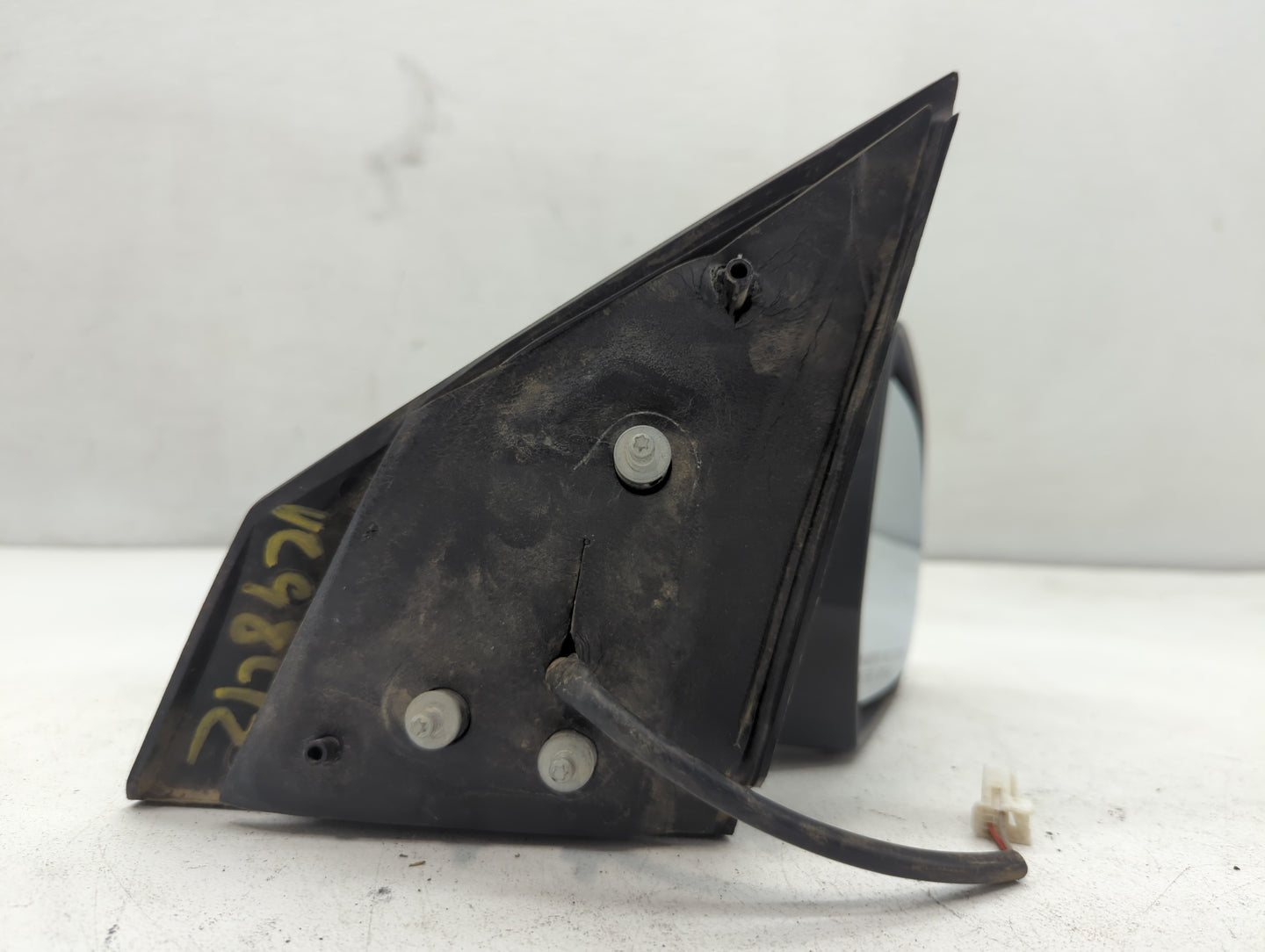 2012-2014 Nissan Versa Driver Side View Mirror - Left Door Mirror OEM Used - Oemusedautoparts1.com