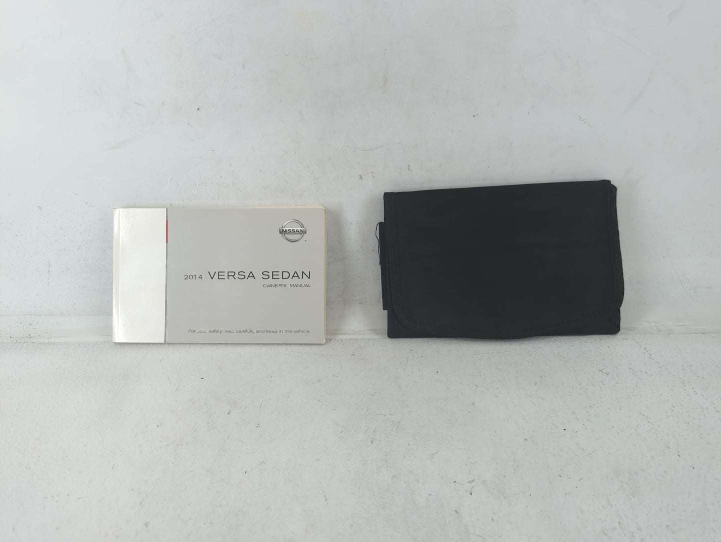 2014 Nissan Versa Owners Manual Book Guide P/N:OM4E 0N17U0 OEM Used Auto Parts - Oemusedautoparts1.com
