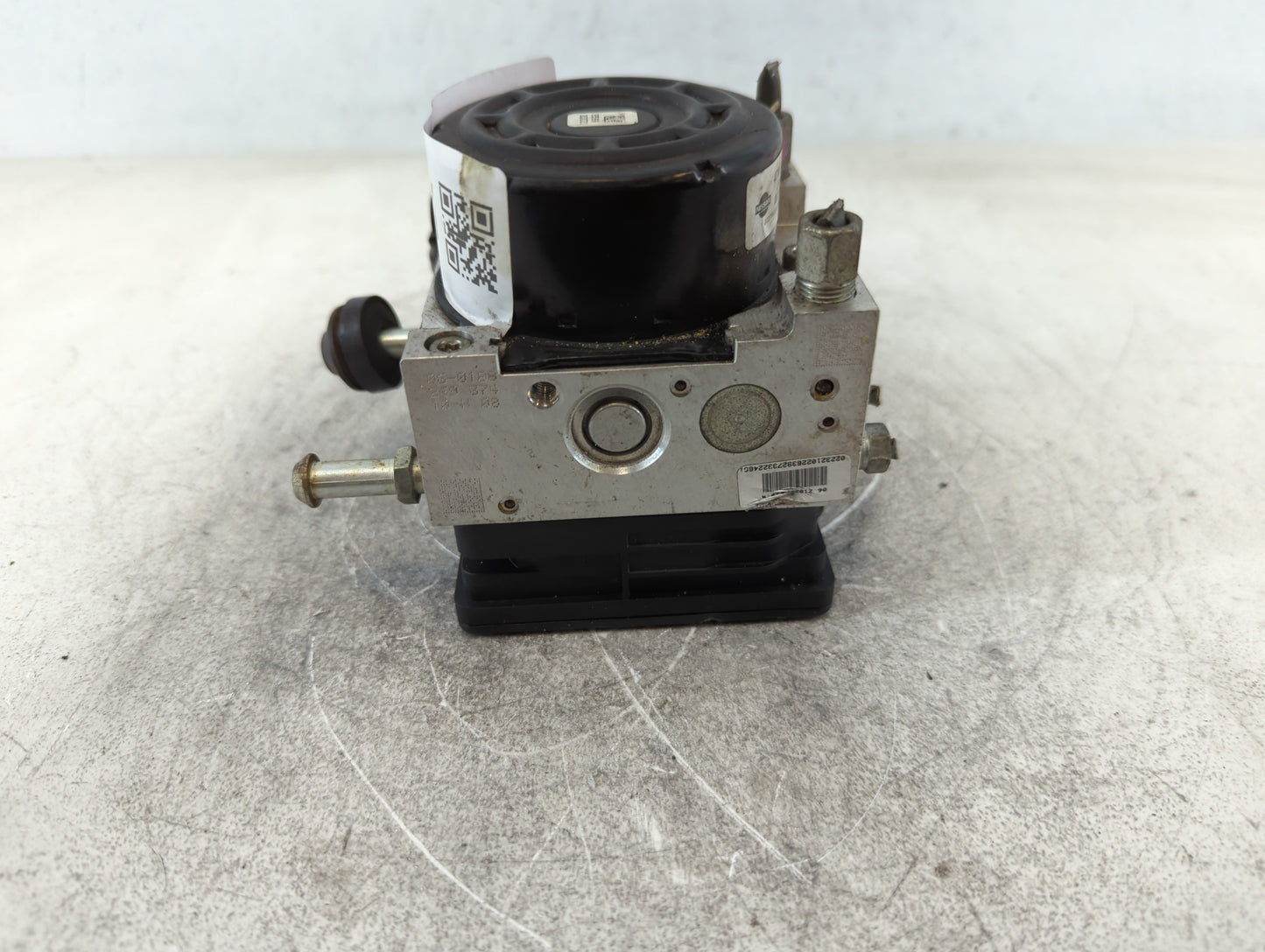 2014-2019 Nissan Versa ABS Pump Control Module Replacement P/N:47660 3WC0B Fits Fits 2014 2015 2016 2017 2018 2019 OEM Used 