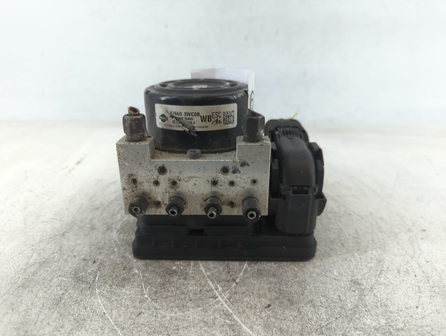 2014-2019 Nissan Versa ABS Pump Control Module Replacement P/N:47660 3WC0B Fits Fits 2014 2015 2016 2017 2018 2019 OEM Used 