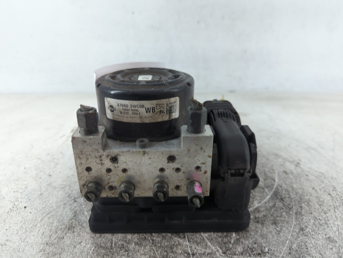 2014-2019 Nissan Versa ABS Pump Control Module Replacement P/N:47660 3WC0B Fits Fits 2014 2015 2016 2017 2018 2019 OEM Used 