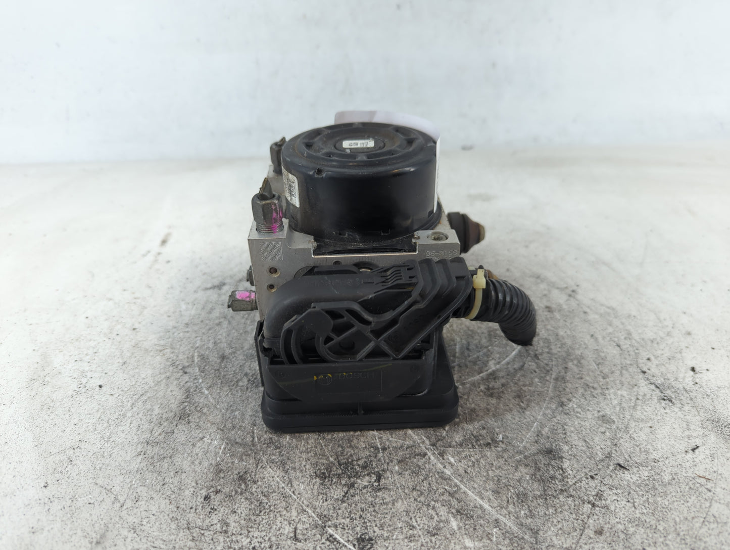 2014-2019 Nissan Versa ABS Pump Control Module Replacement P/N:47660 3WC0B Fits Fits 2014 2015 2016 2017 2018 2019 OEM Used 