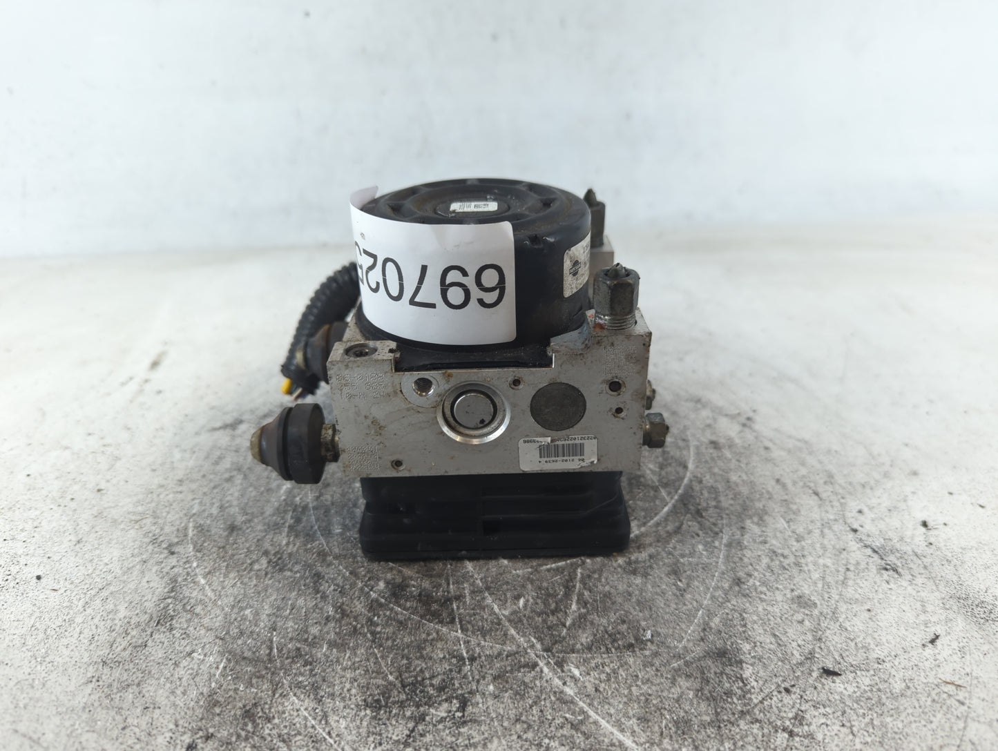 2014-2019 Nissan Versa ABS Pump Control Module Replacement P/N:47660 3WC0B Fits Fits 2014 2015 2016 2017 2018 2019 OEM Used 