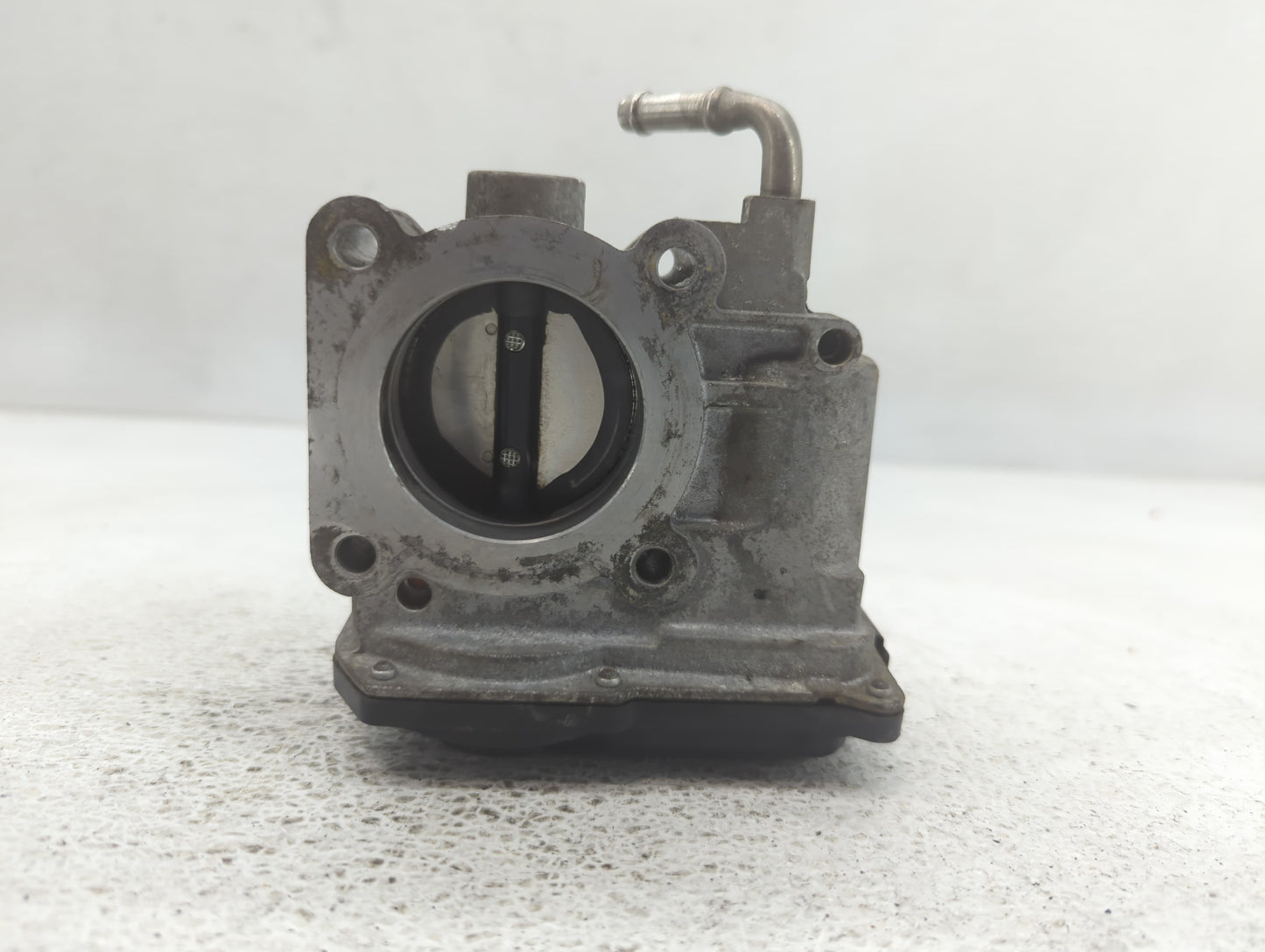 2012-2019 Nissan Versa Throttle Body P/N:3AA50-02 E Fits Fits 2012 2013 2014 2015 2016 2017 2018 2019 OEM Used Auto Parts - 