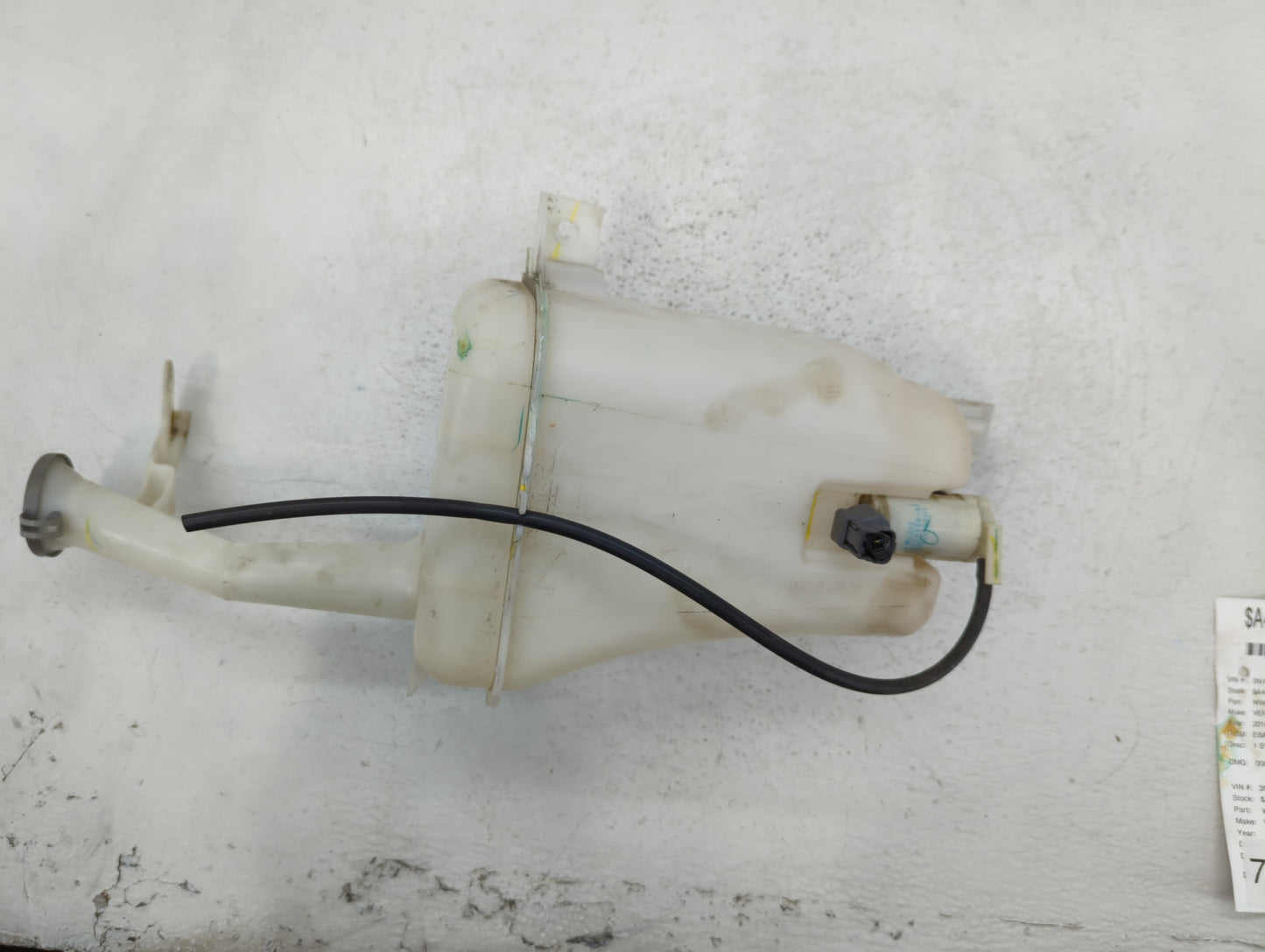 2012-2019 Nissan Versa Windshield Washer Fluid Reservoir Bottle Oem - Oemusedautoparts1.com