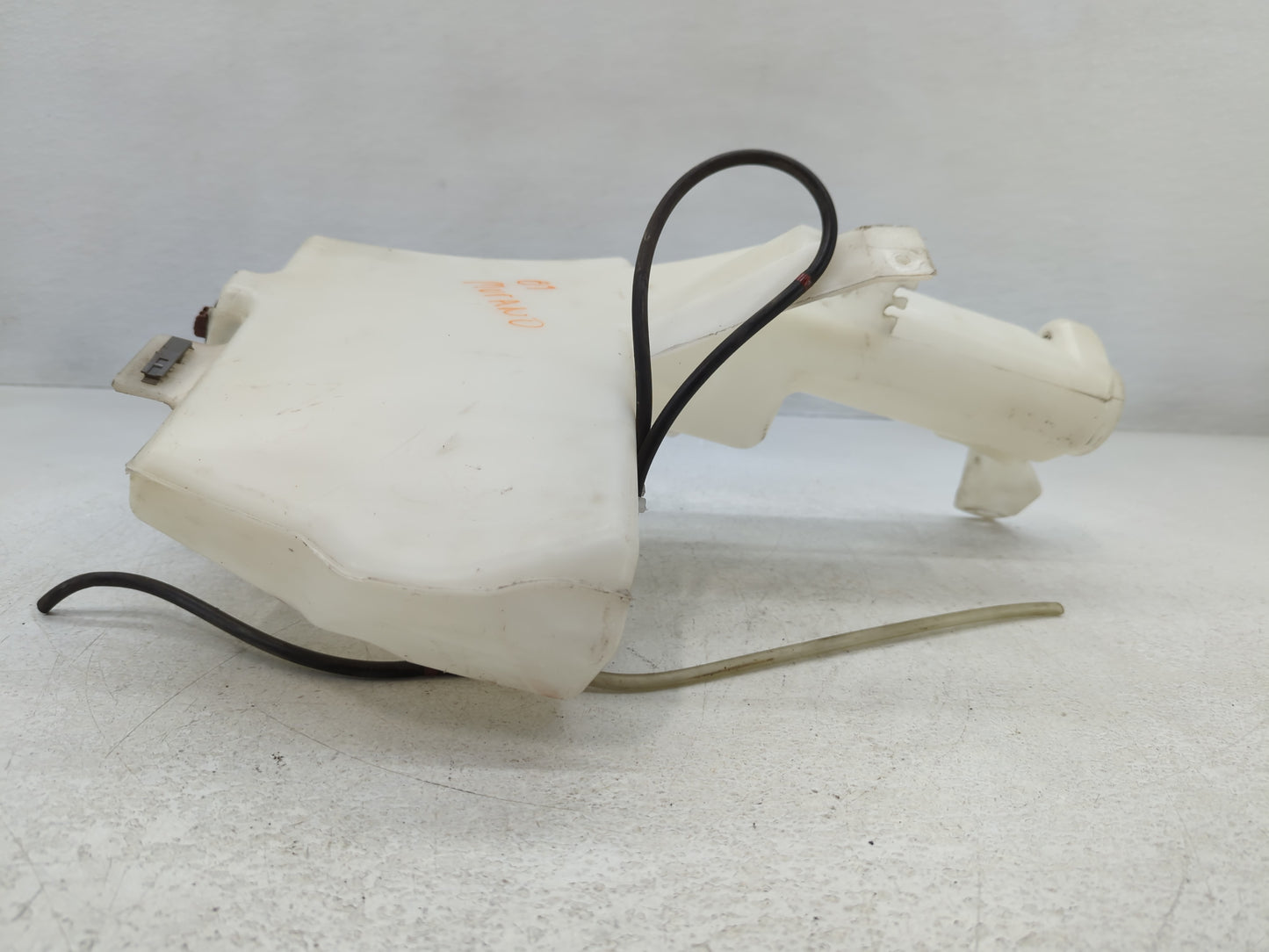 Nissan Versa Windshield Washer Fluid Reservoir Bottle Oem - Oemusedautoparts1.com