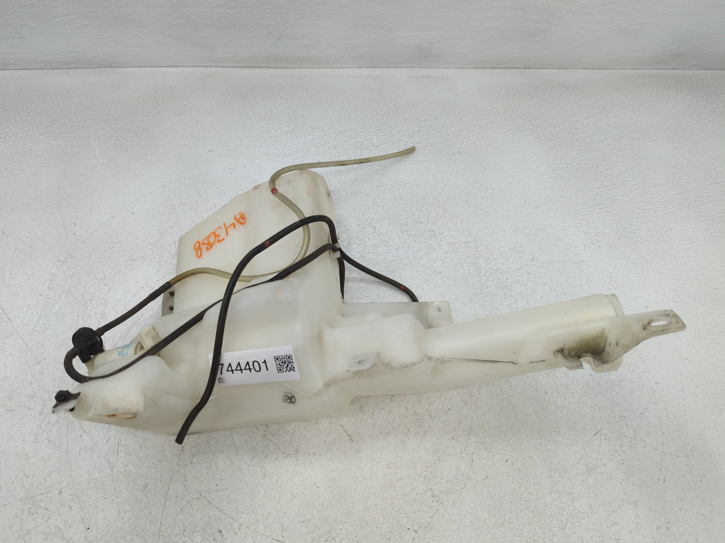 Nissan Versa Windshield Washer Fluid Reservoir Bottle Oem - Oemusedautoparts1.com