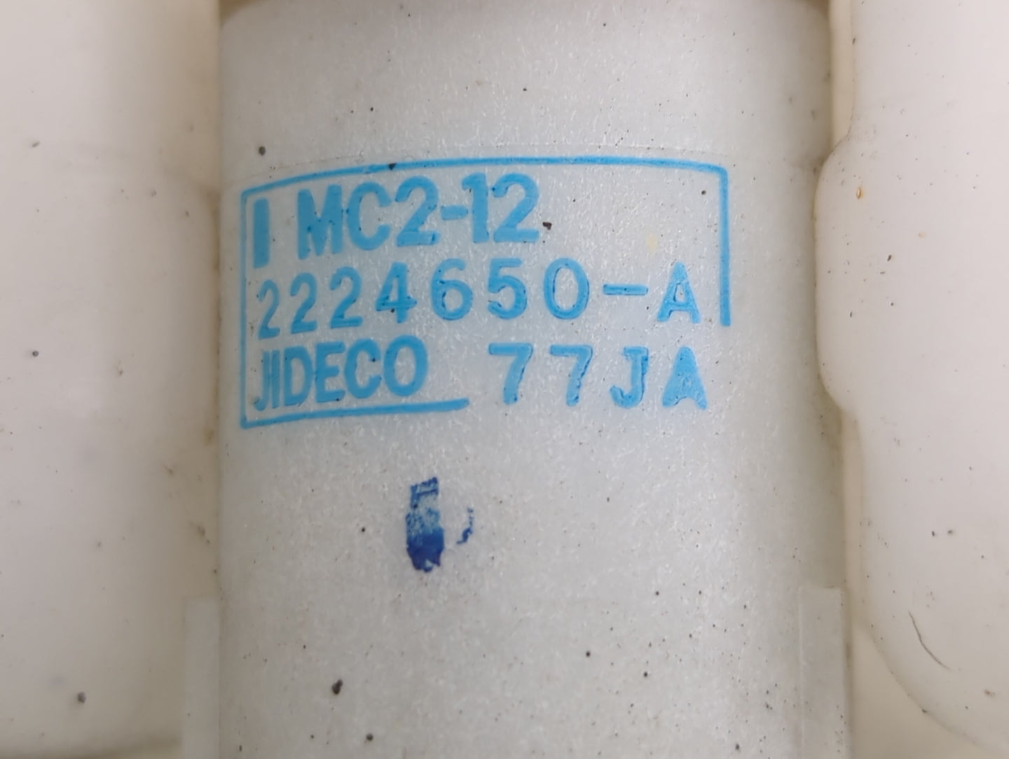 Nissan Versa Windshield Washer Fluid Reservoir Bottle Oem - Oemusedautoparts1.com