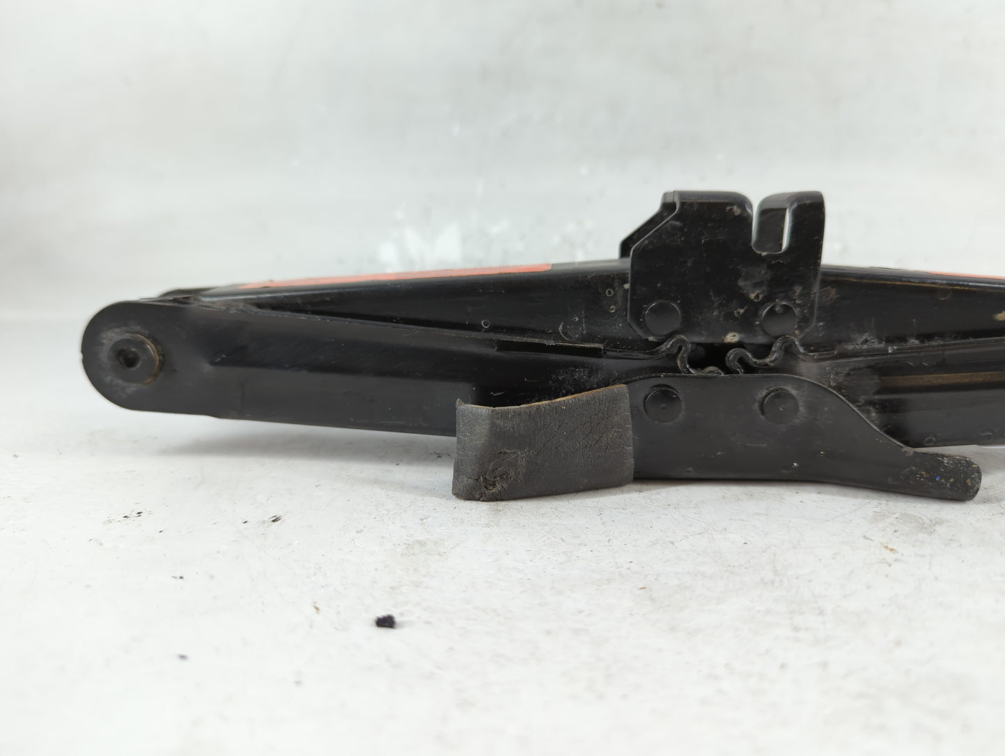 2014 Nissan Versa Spare Scissor Car Jack - Oemusedautoparts1.com
