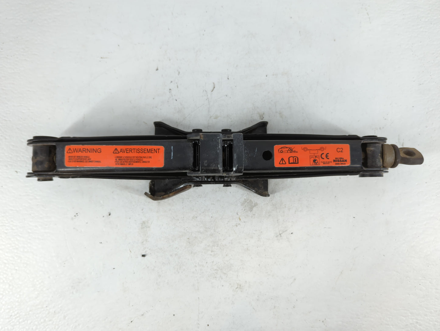 2014 Nissan Versa Spare Scissor Car Jack - Oemusedautoparts1.com