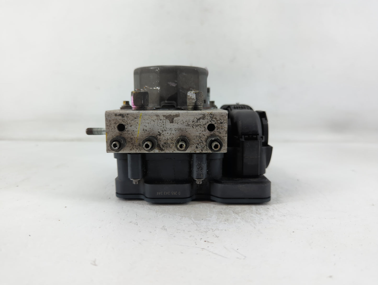 2014 Nissan Versa ABS Pump Control Module Replacement P/N:47660 9KF0A Fits OEM Used Auto Parts - Oemusedautoparts1.com