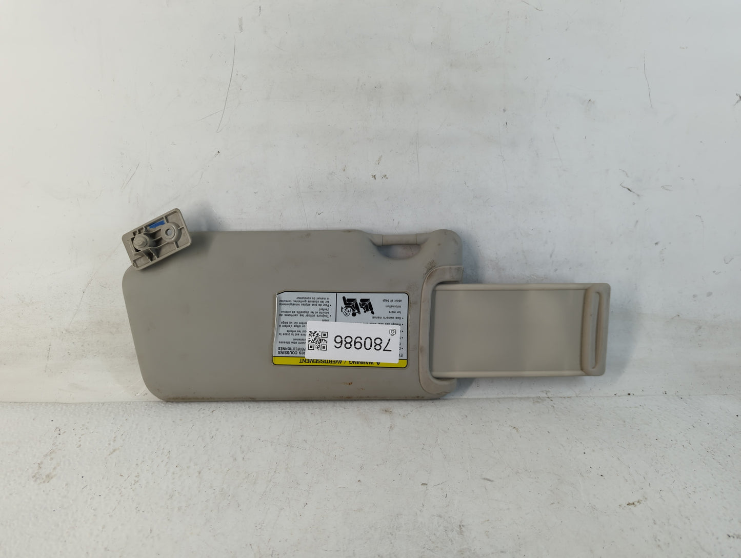 2013-2015 Nissan Versa Sun Visor Shade Replacement Passenger Right Mirror Fits Fits 2013 2014 2015 OEM Used Auto Parts - Oem