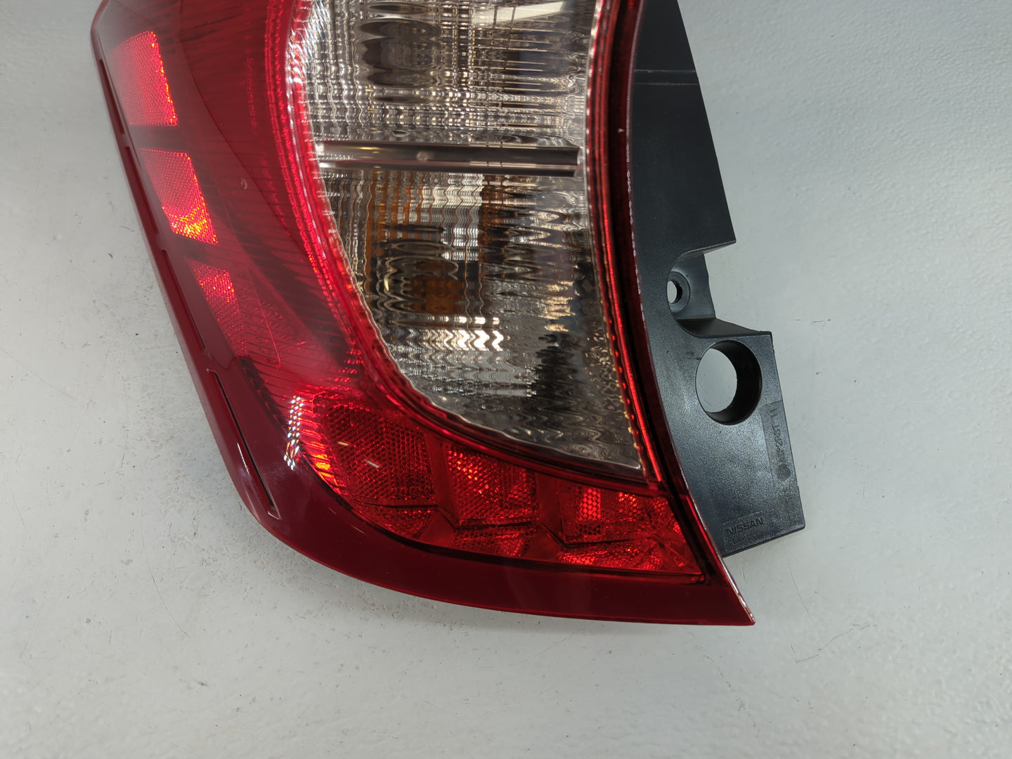 2014-2019 Nissan Versa Tail Light Assembly Driver Left OEM P/N:265553WC0A Fits Fits 2014 2015 2016 2017 2018 2019 OEM Used A