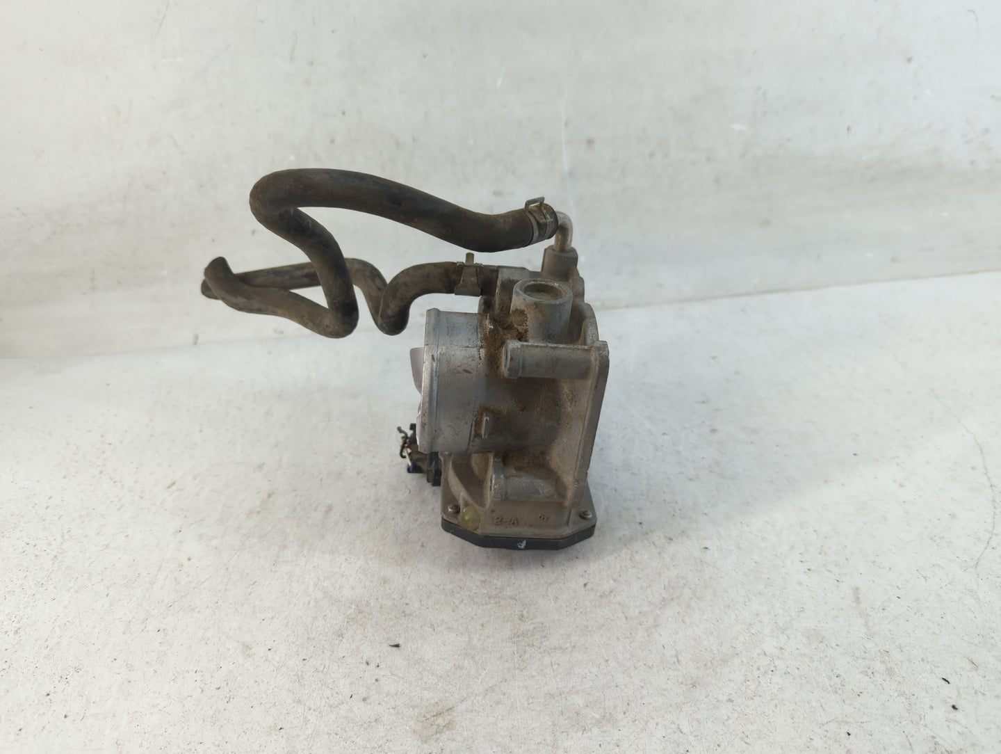 2012-2019 Nissan Versa Throttle Body P/N:3AA50-02 D Fits Fits 2012 2013 2014 2015 2016 2017 2018 2019 OEM Used Auto Parts - 