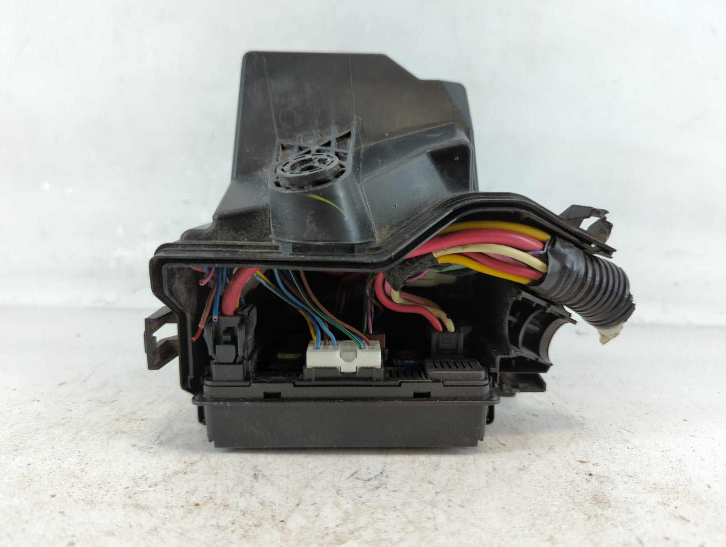 2013-2019 Nissan Versa Fusebox Fuse Box Panel Relay Module P/N:284B7 1HR0C Fits Fits 2013 2014 2015 2016 2017 2018 2019 OEM 