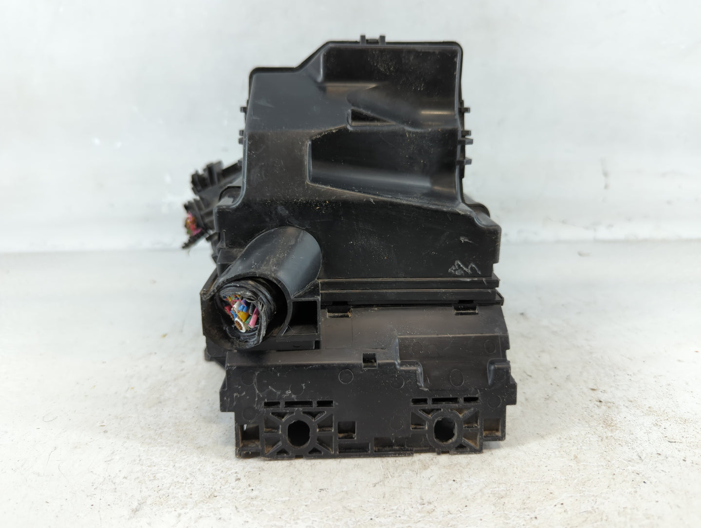 2013-2019 Nissan Versa Fusebox Fuse Box Panel Relay Module P/N:284B7 1HR0C Fits Fits 2013 2014 2015 2016 2017 2018 2019 OEM 