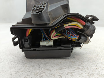 2014-2019 Nissan Versa Note Fusebox Fuse Box Panel Relay Module P/N:284B8 1HA0C Fits Fits 2013 2014 2015 2016 2017 2018 2019 OEM Used Auto Parts