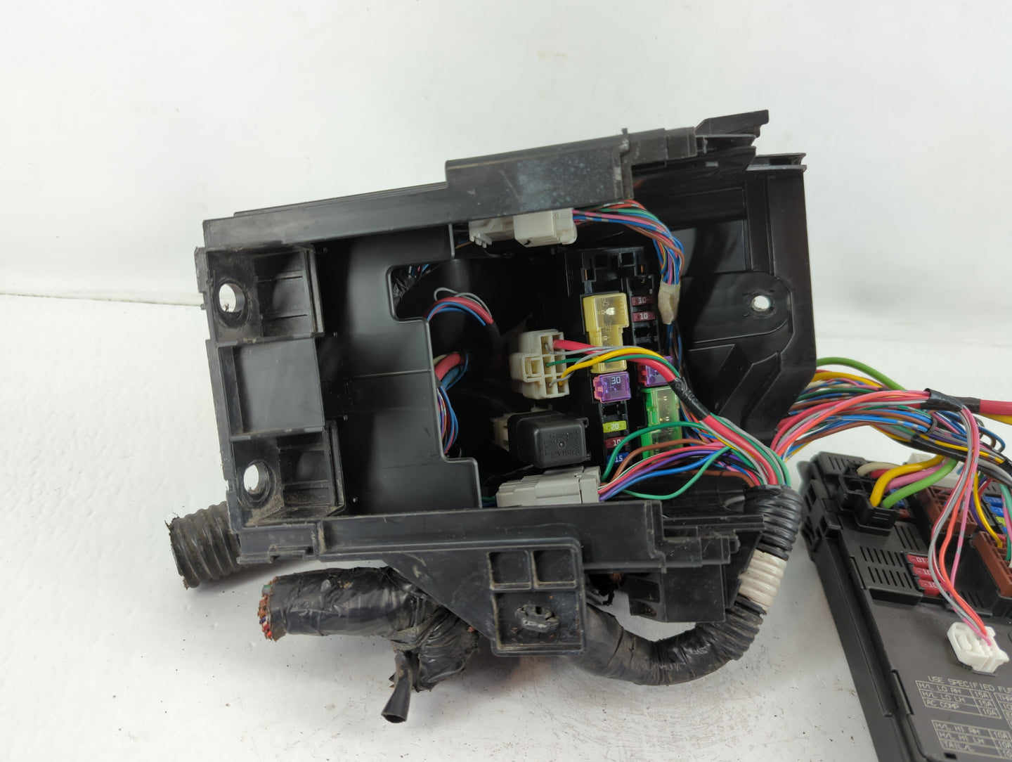2014-2019 Nissan Versa Note Fusebox Fuse Box Panel Relay Module P/N:284B7 3AA0A Fits Fits 2013 2014 2015 2016 2017 2018 2019