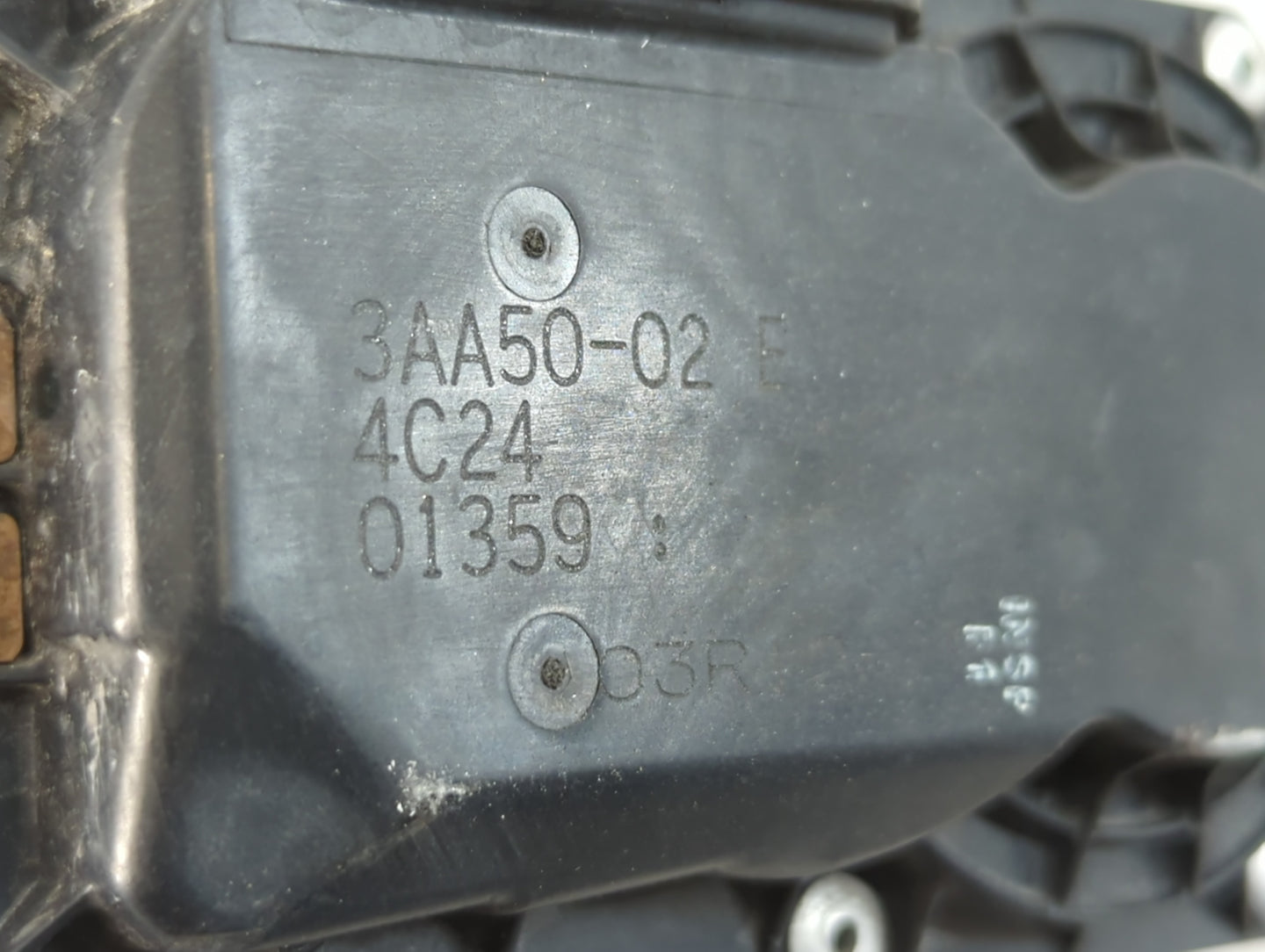 2014 Nissan Versa Note Throttle Body P/N:3AA50-02 Fits Fits 2012 2013 2015 2016 2017 2018 2019 OEM Used Auto Parts - Oemused
