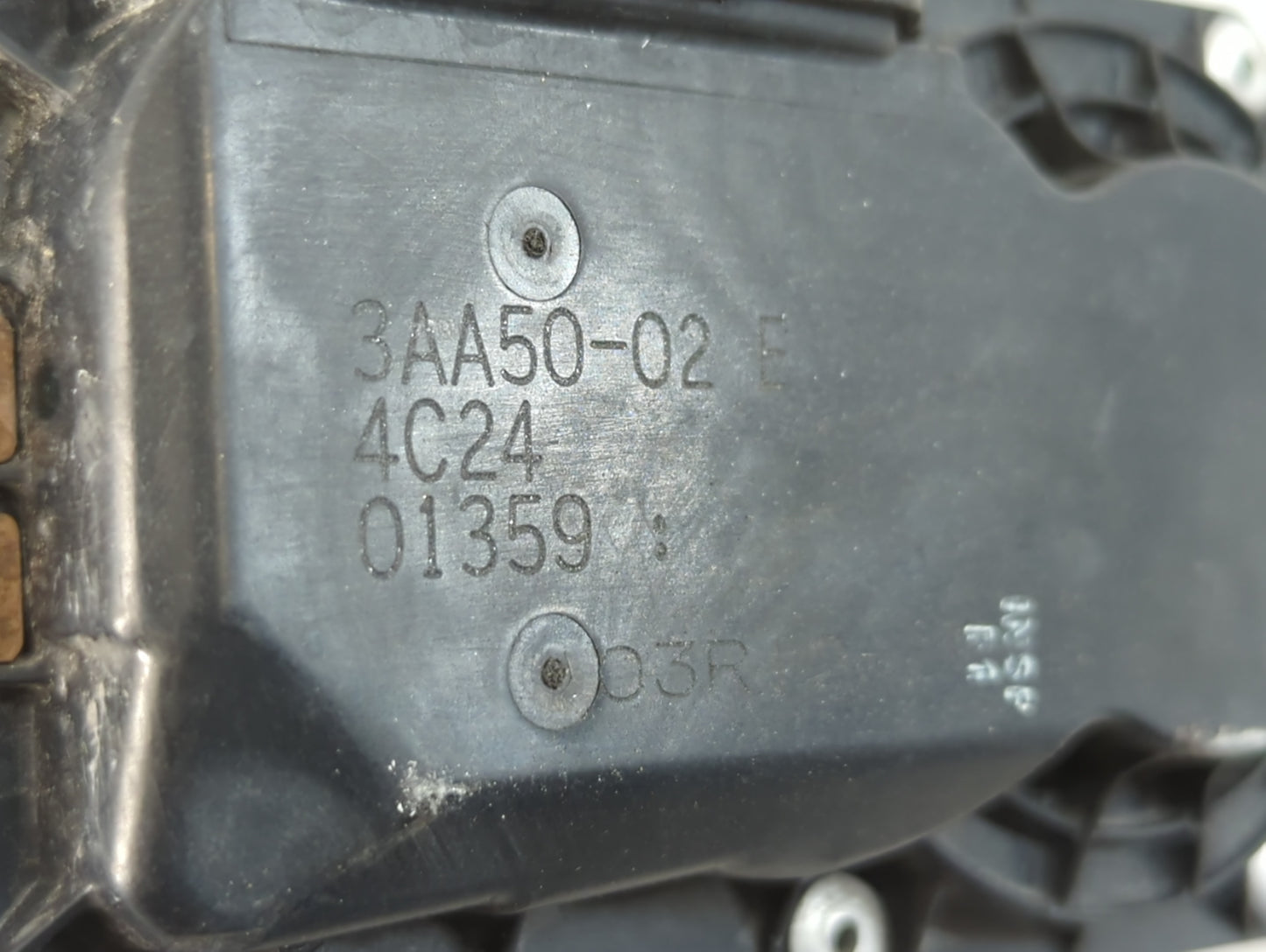 2014 Nissan Versa Note Throttle Body P/N:3AA50-02 Fits Fits 2012 2013 2015 2016 2017 2018 2019 OEM Used Auto Parts - Oemused