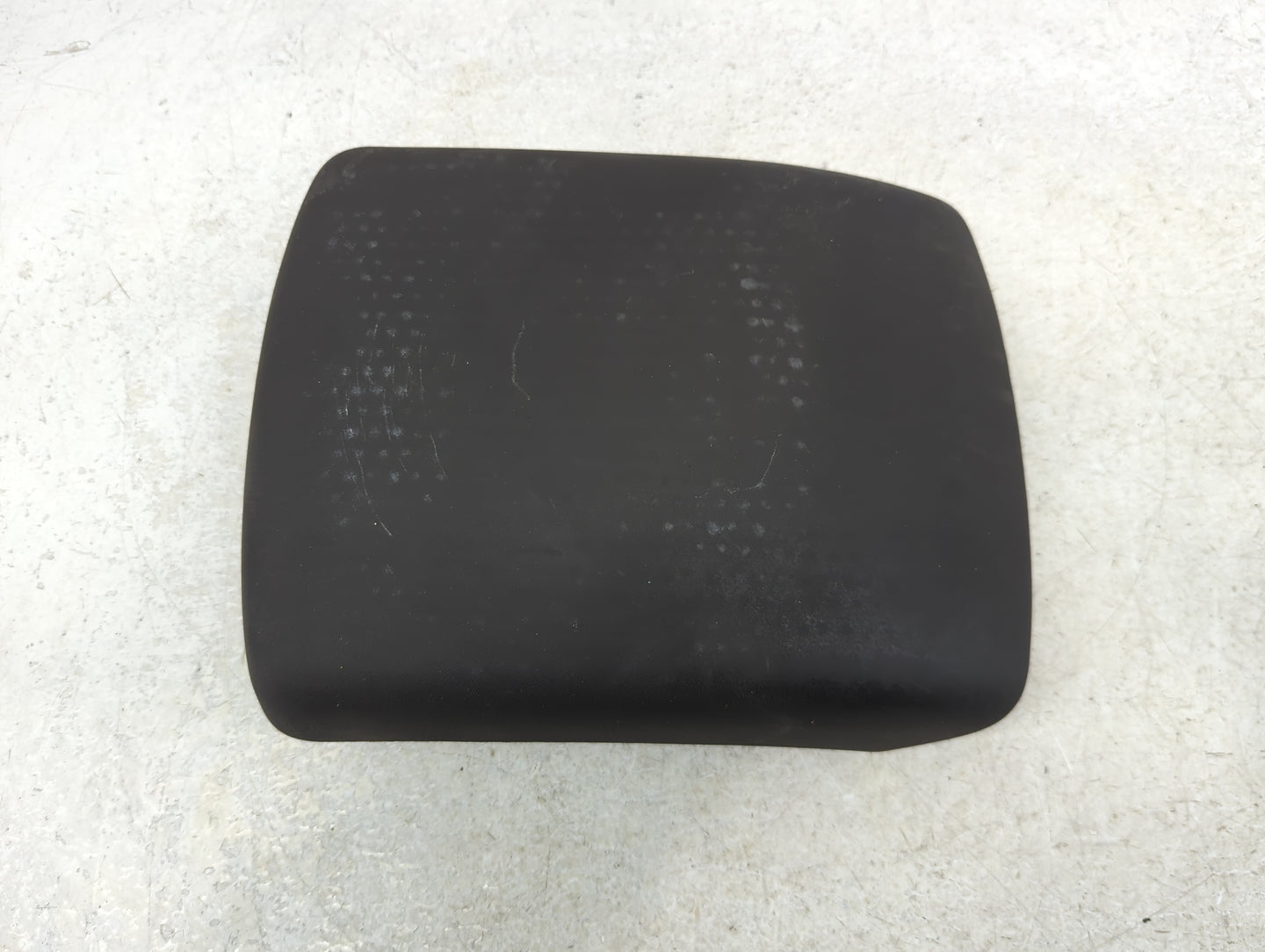 2014 Nissan Xterra Center Console Armrest Cover Lid Fits OEM Used Auto Parts - Oemusedautoparts1.com