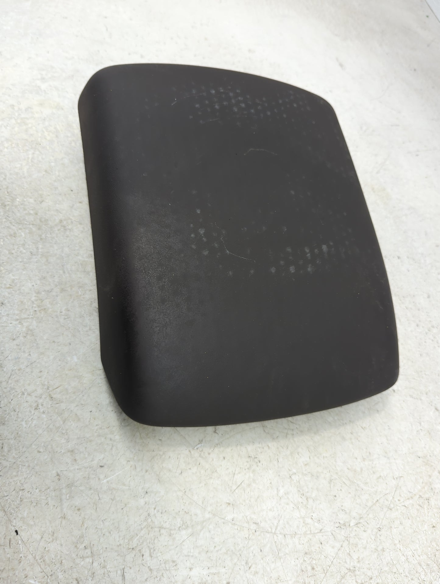 2014 Nissan Xterra Center Console Armrest Cover Lid Fits OEM Used Auto Parts - Oemusedautoparts1.com