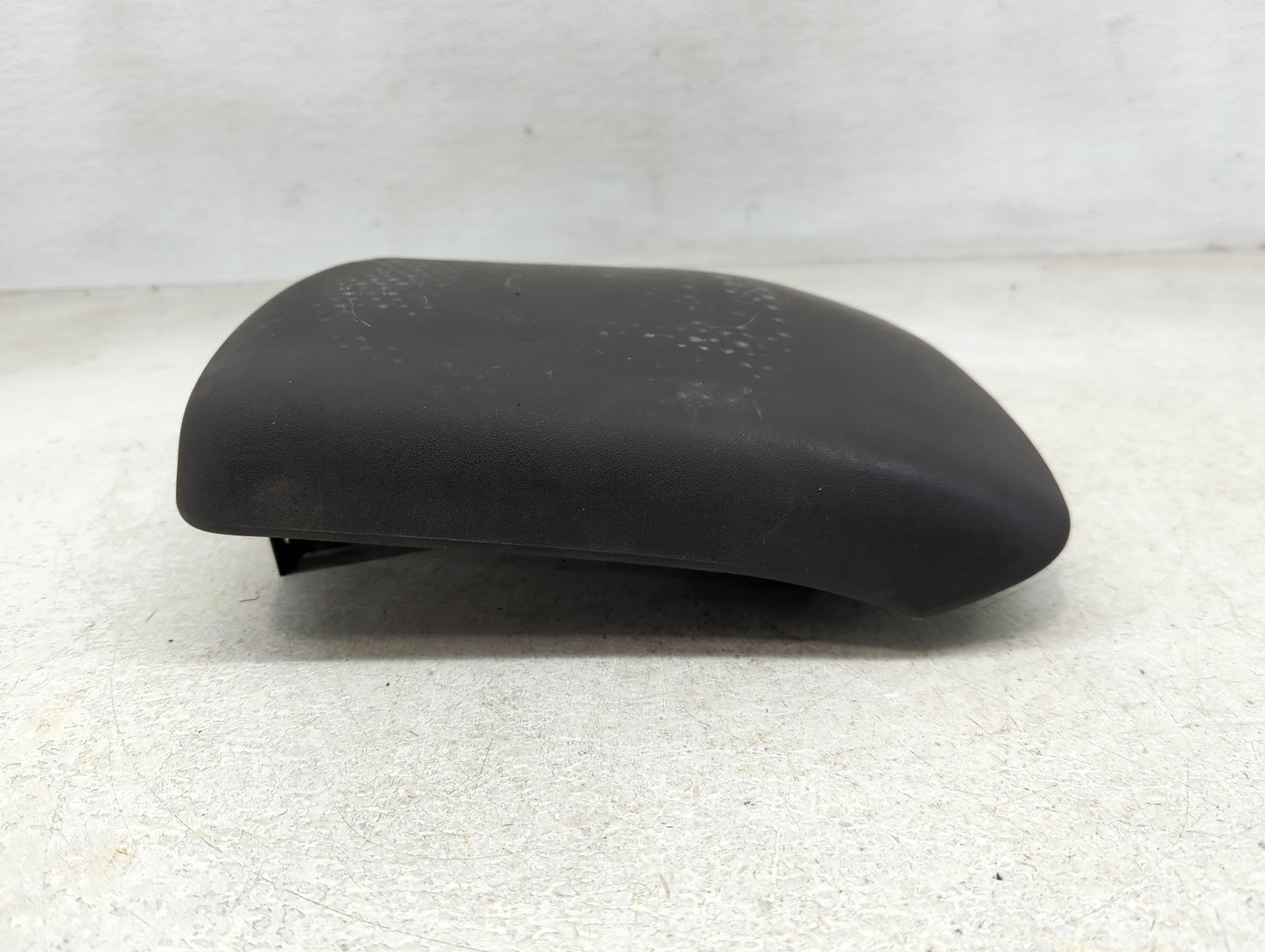 2014 Nissan Xterra Center Console Armrest Cover Lid Fits OEM Used Auto Parts - Oemusedautoparts1.com