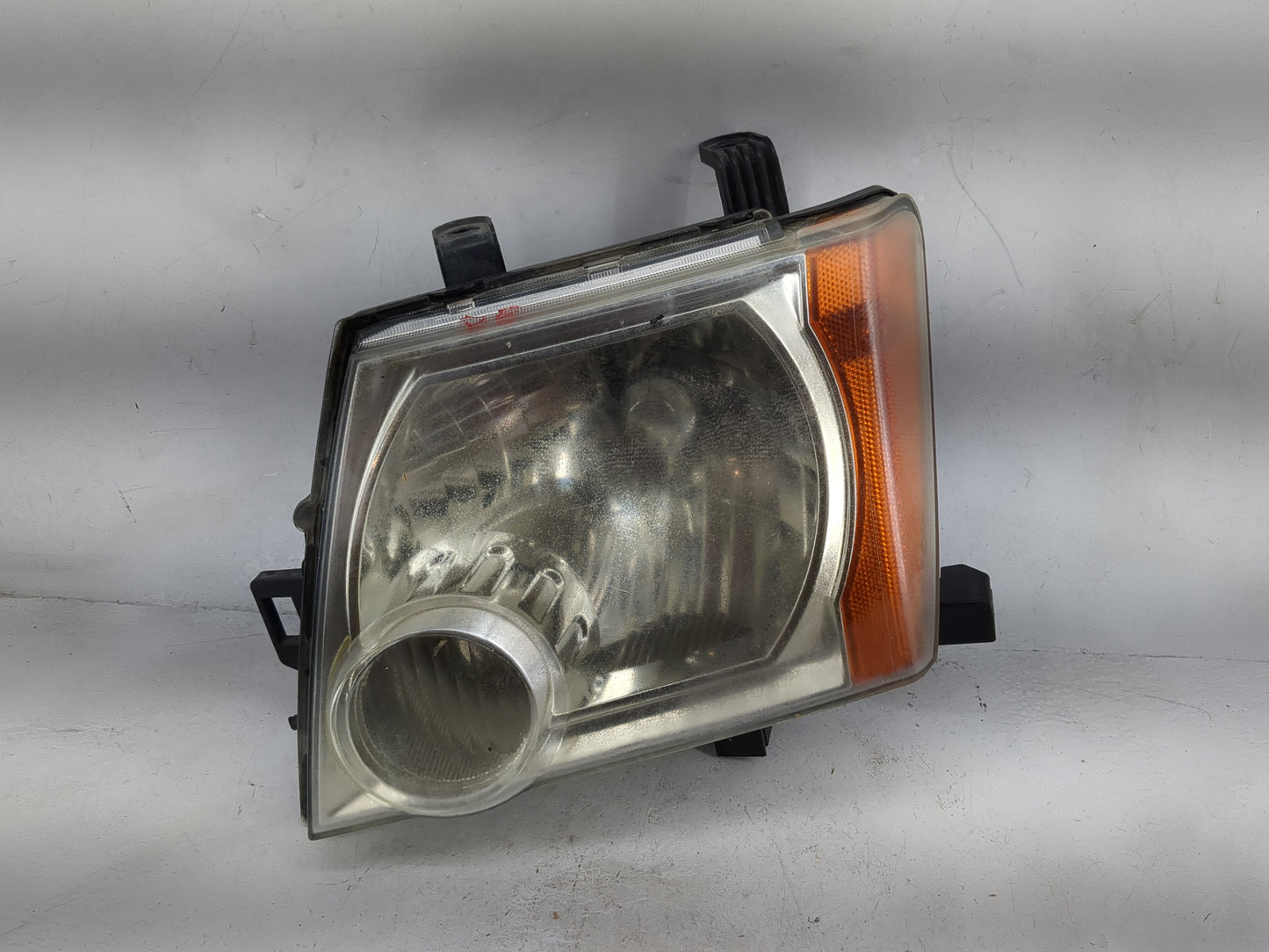 2005-2015 Nissan Xterra Driver Left Oem Head Light Headlight Lamp 1481357 - Oemusedautoparts1.com