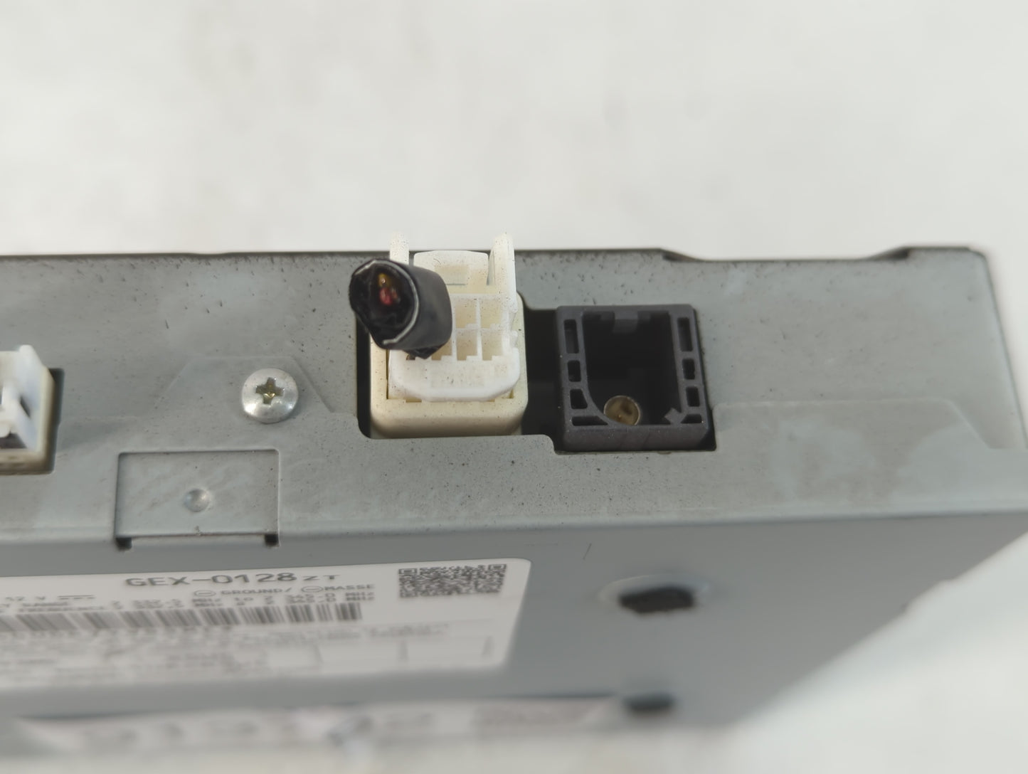 2014 Plymouth Satellite Radio AM FM Cd Player Receiver Replacement P/N:86180-35050 Fits OEM Used Auto Parts - Oemusedautopar