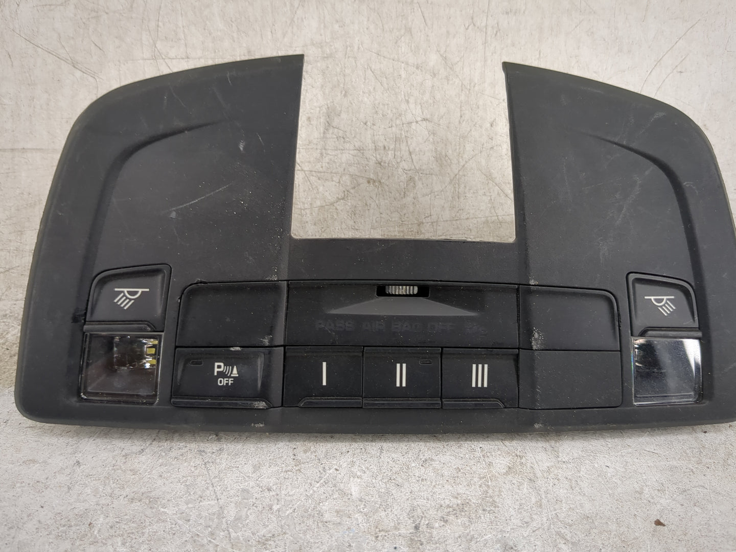 2014 Porsche 911 Overhead Roof Console - Oemusedautoparts1.com