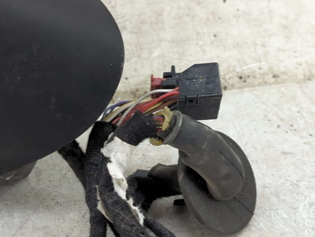 2011-2014 Porsche Cayenne Passenger Side View Mirror - Right Door Mirror OEM Used - Oemusedautoparts1.com