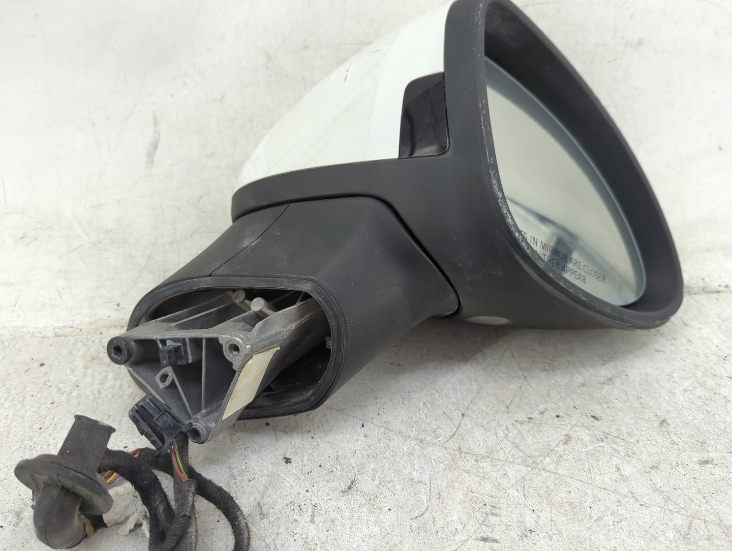 2011-2014 Porsche Cayenne Passenger Side View Mirror - Right Door Mirror OEM Used - Oemusedautoparts1.com