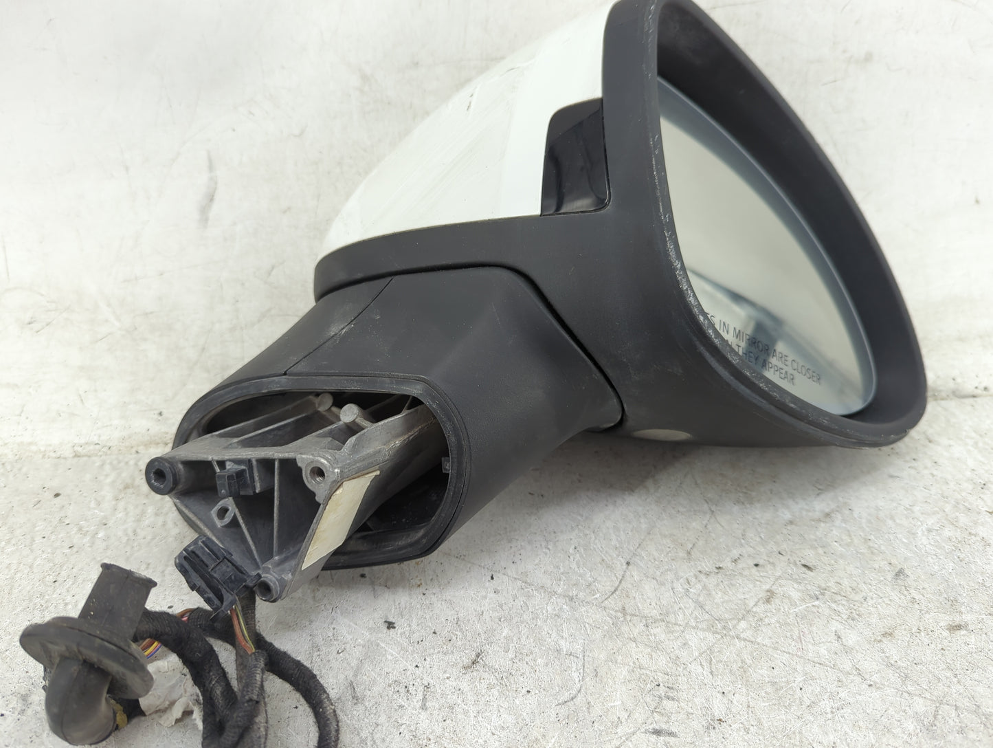 2011-2014 Porsche Cayenne Passenger Side View Mirror - Right Door Mirror OEM Used - Oemusedautoparts1.com