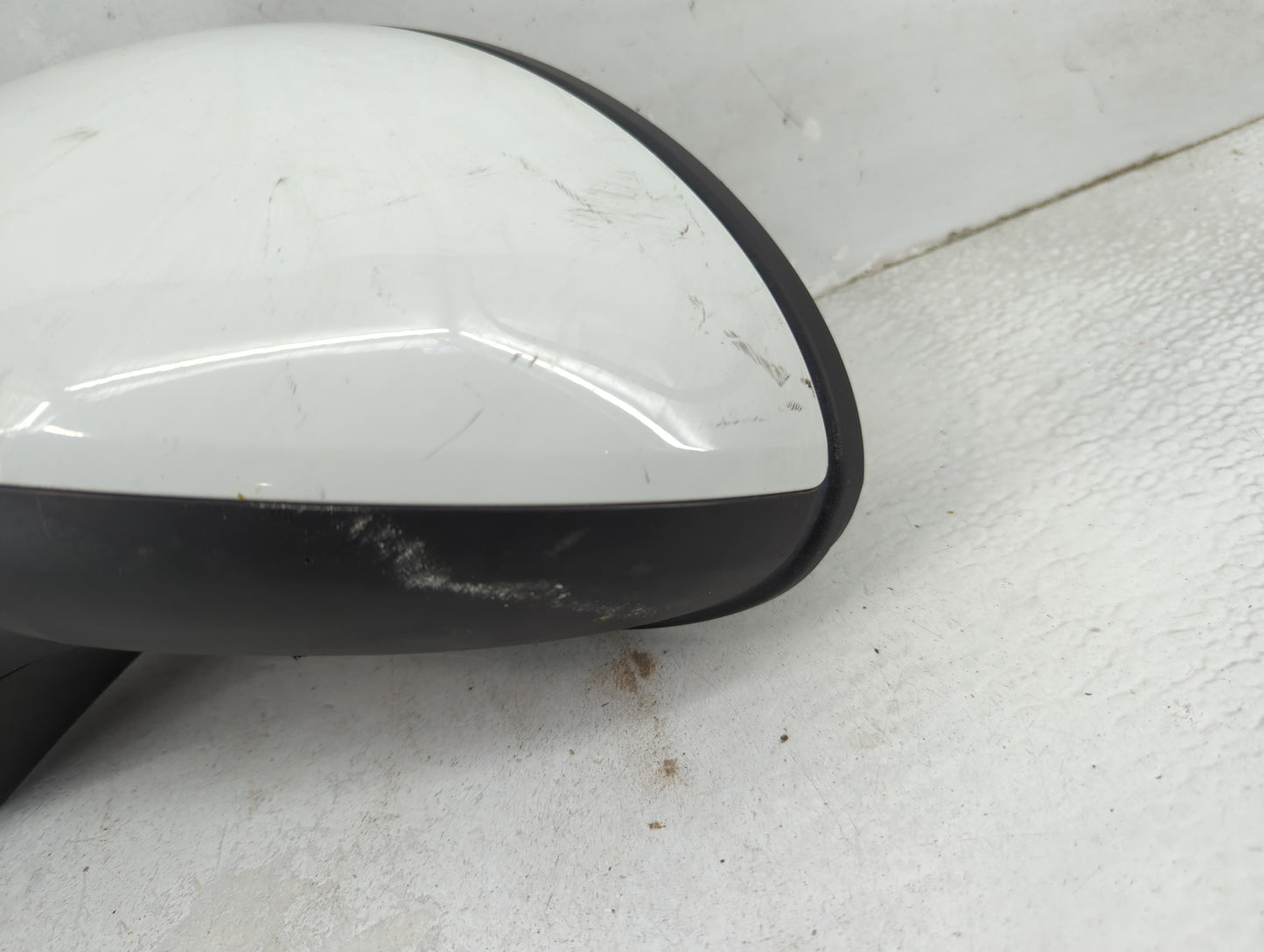 2011-2014 Porsche Cayenne Driver Side View Mirror - Left Door Mirror OEM Used - Oemusedautoparts1.com