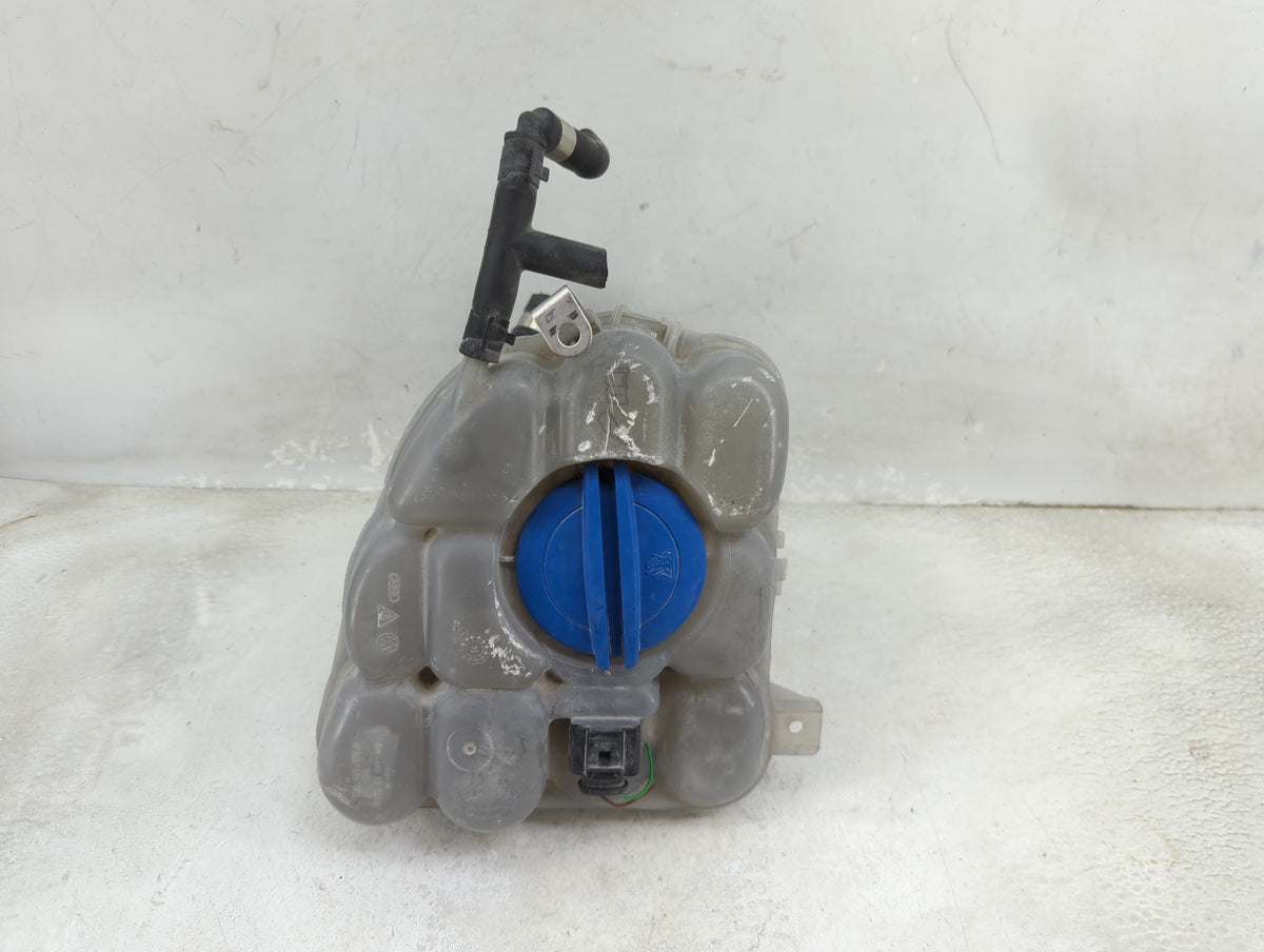 2011 Porsche Cayenne Radiator Coolant Overflow Expansion Tank Bottle - Oemusedautoparts1.com