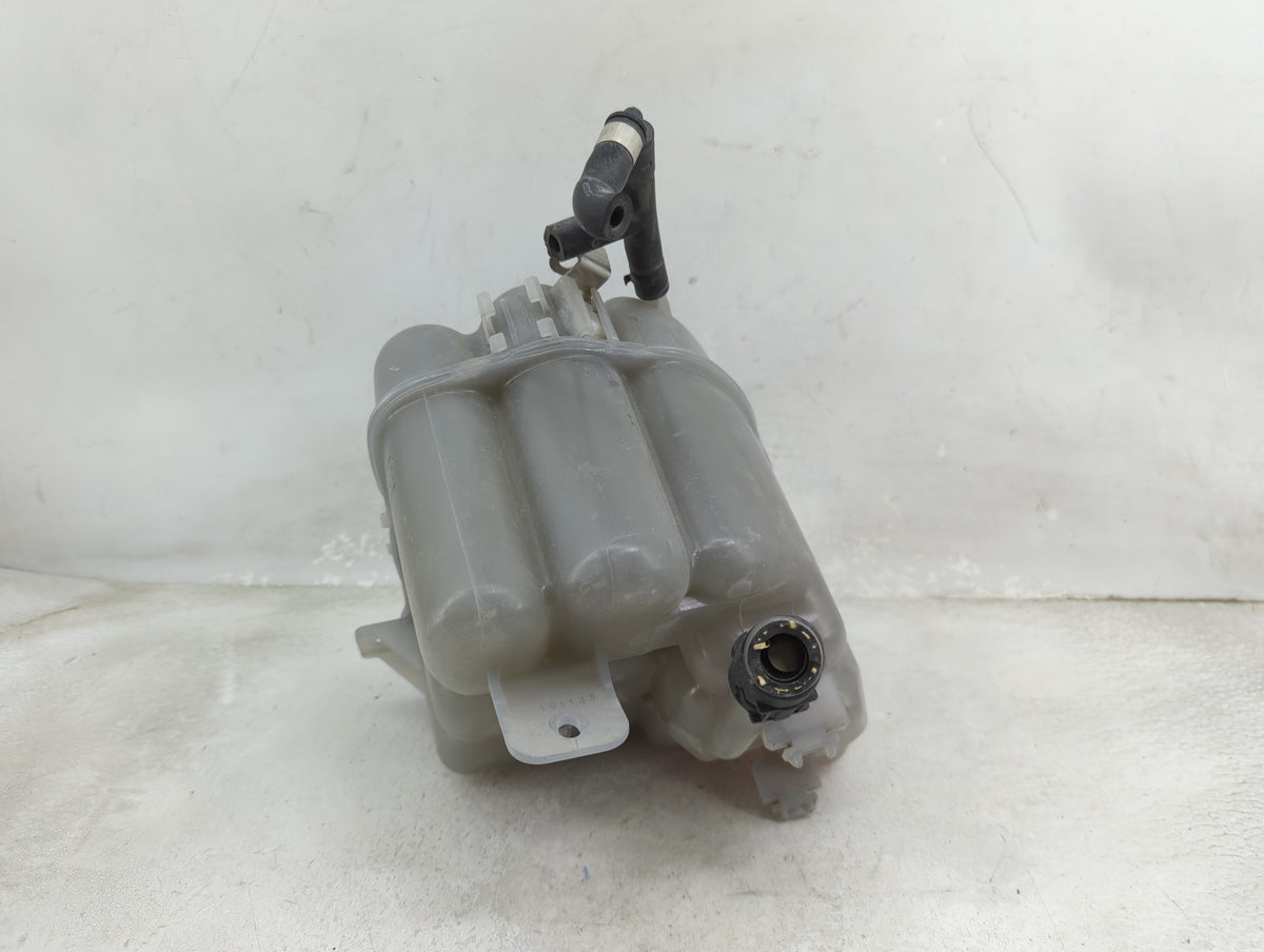 2011 Porsche Cayenne Radiator Coolant Overflow Expansion Tank Bottle - Oemusedautoparts1.com