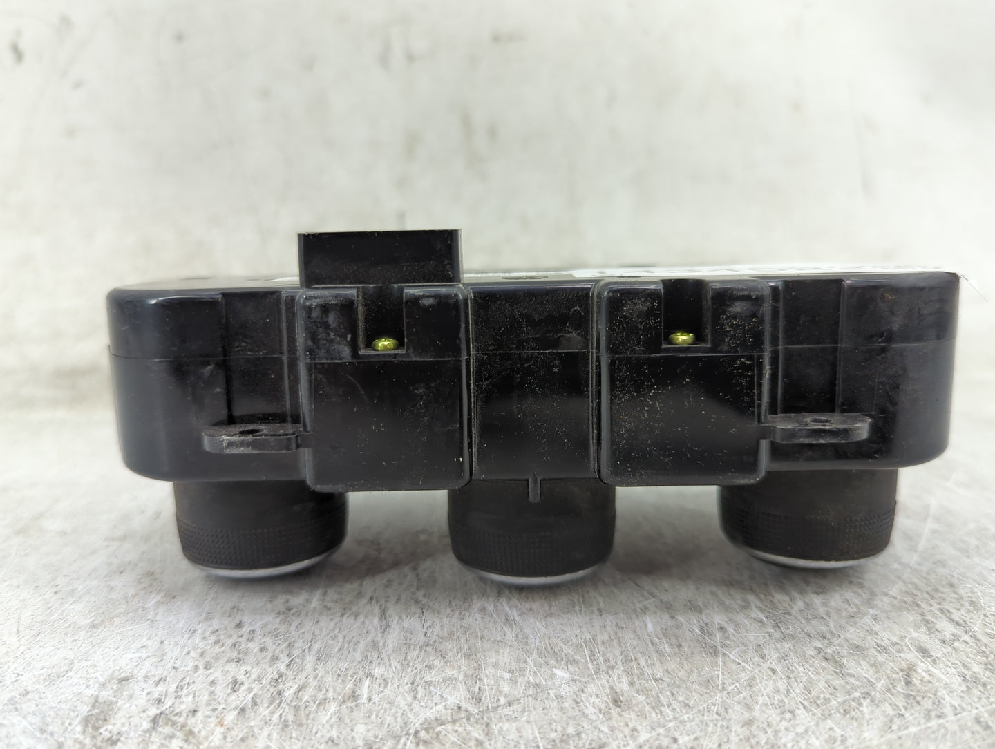 2014 Ram 1500 Climate Control Module Temperature AC/Heater Replacement P/N:P68186217AC Fits OEM Used Auto Parts - Oemusedaut