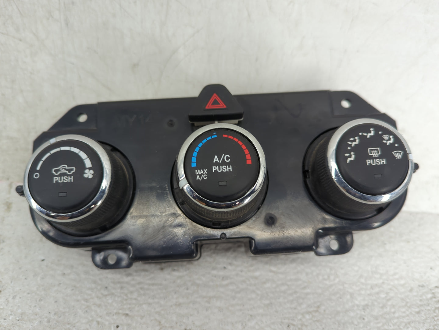 2014 Ram 1500 Climate Control Module Temperature AC/Heater Replacement P/N:P68186217AC Fits OEM Used Auto Parts - Oemusedaut