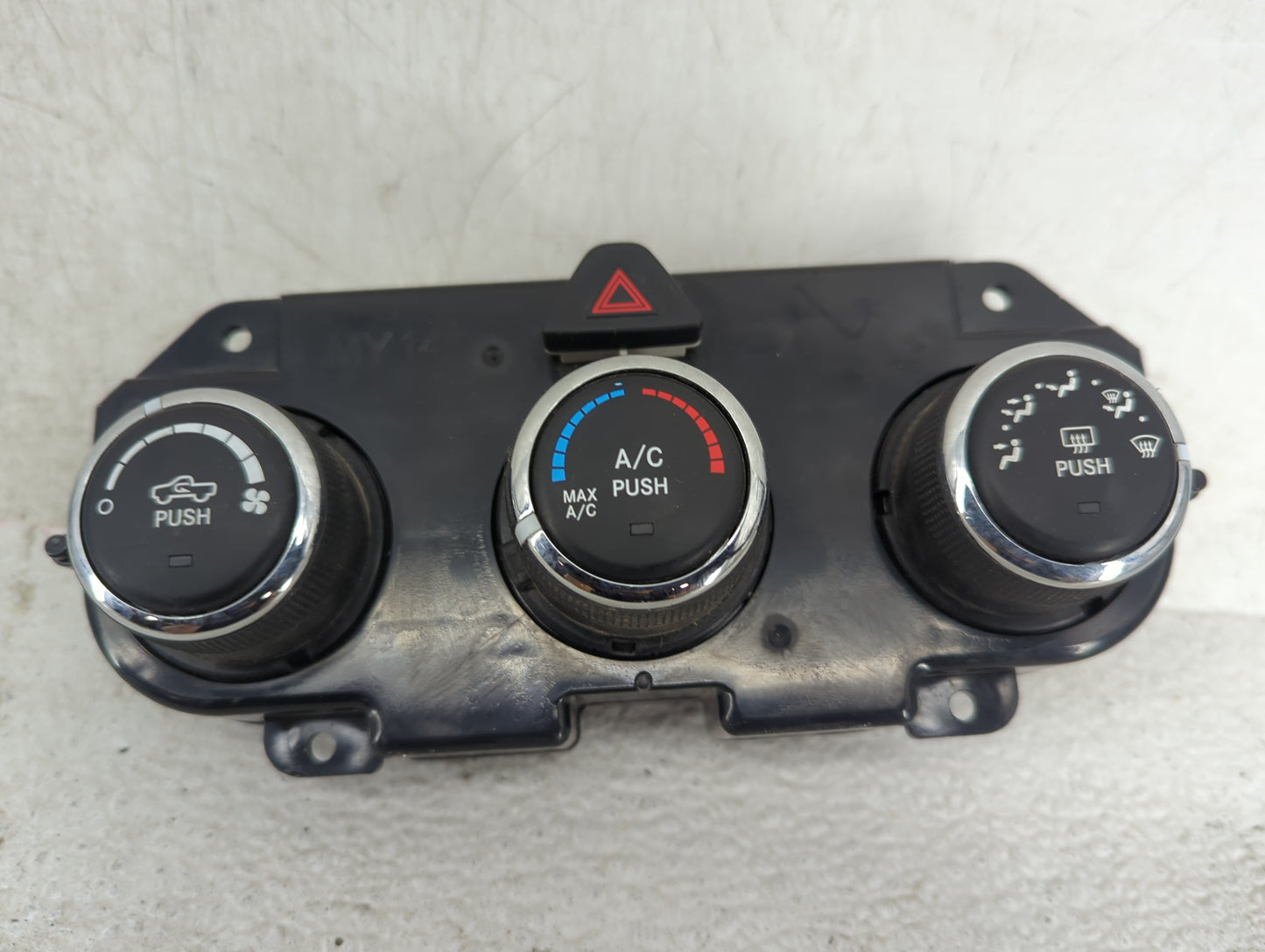 2014 Ram 1500 Climate Control Module Temperature AC/Heater Replacement P/N:P68186217AC Fits OEM Used Auto Parts - Oemusedaut