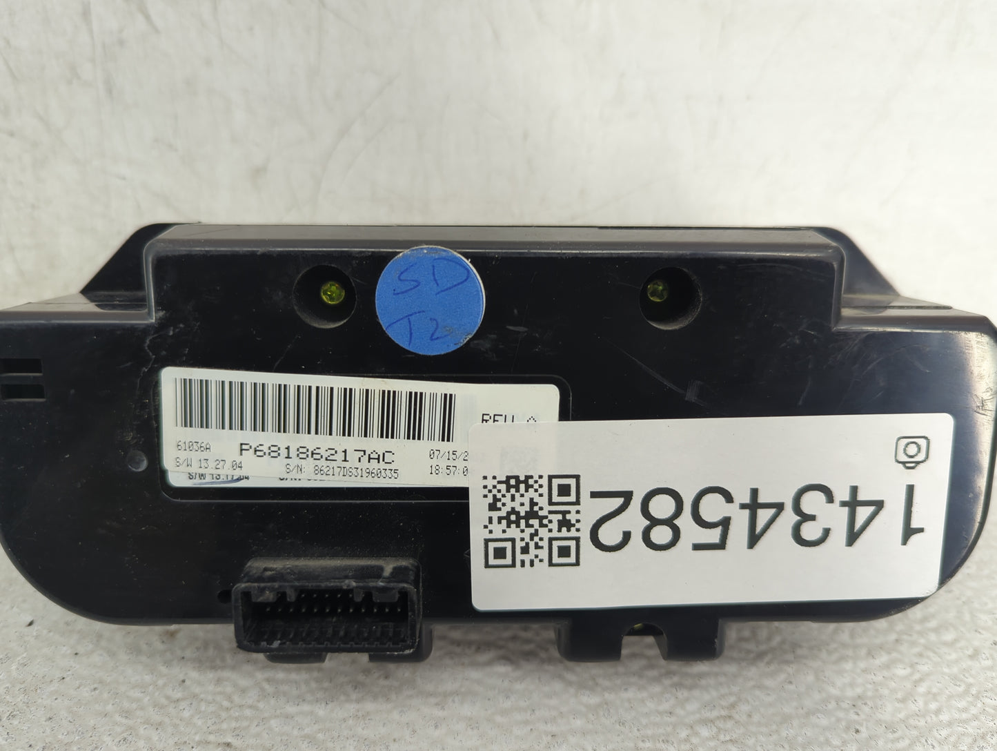 2014 Ram 1500 Climate Control Module Temperature AC/Heater Replacement P/N:P68186217AC Fits OEM Used Auto Parts - Oemusedaut