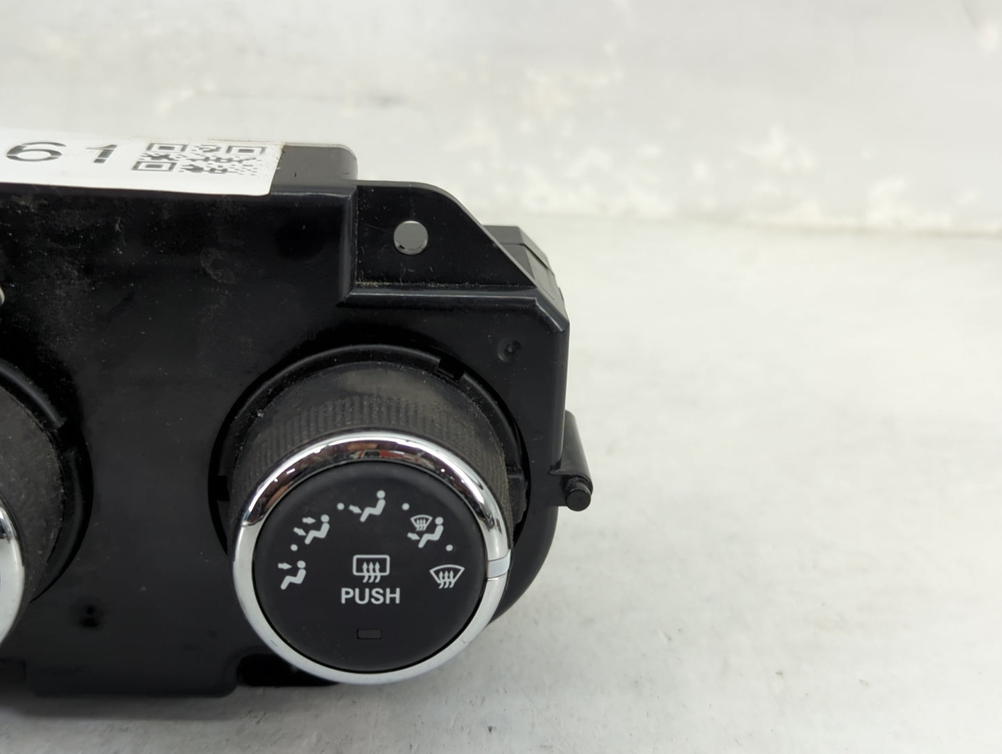 2014 Ram 1500 Climate Control Module Temperature AC/Heater Replacement P/N:P68186217AC Fits OEM Used Auto Parts - Oemusedaut
