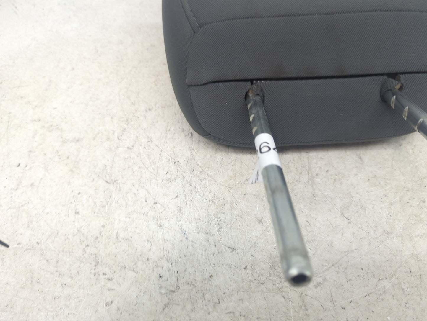 2014 Ram 1500 Headrest Head Rest Front Passenger Seat Black - Oemusedautoparts1.com