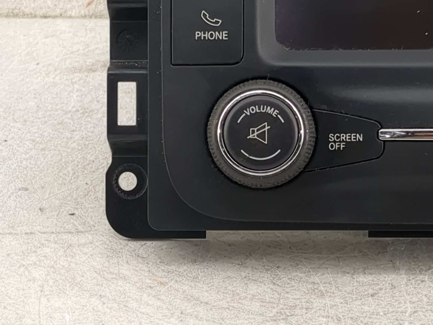 2014 Ram 1500 Radio AM FM Cd Player Receiver Replacement P/N:P68226685AD Fits OEM Used Auto Parts - Oemusedautoparts1.com