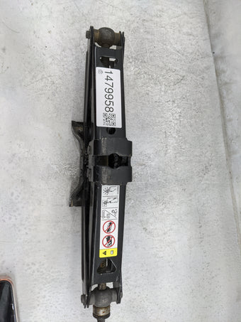 compare product 2014 Ram 1500 Spare Scissor Car Jack