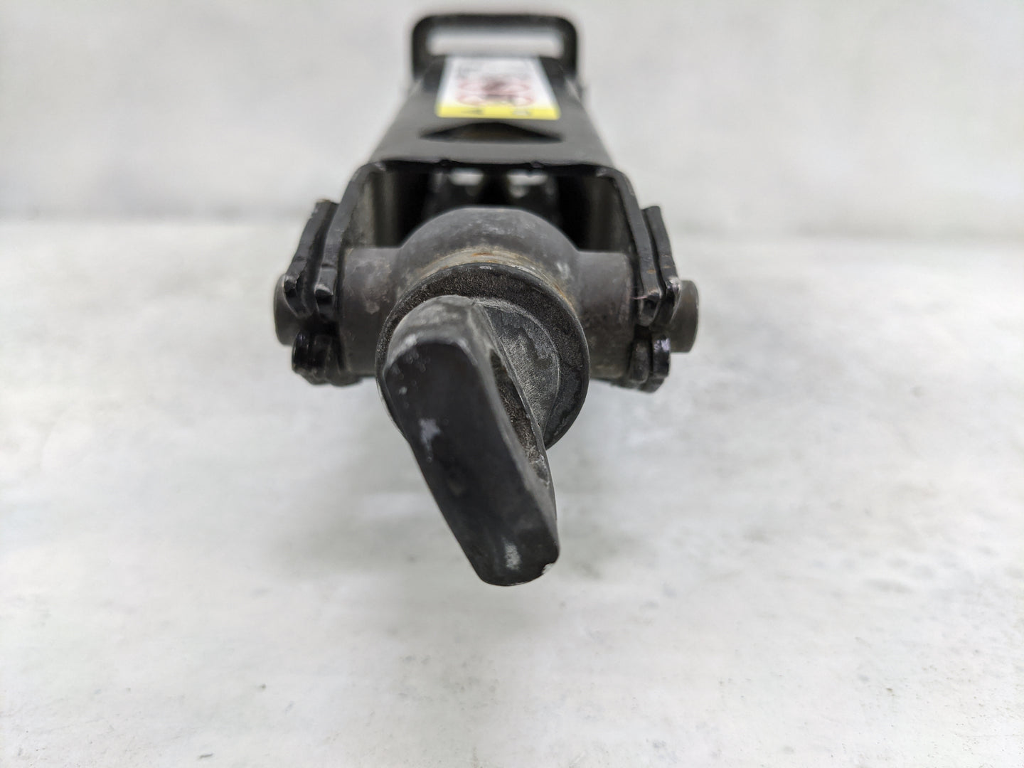 2014 Ram 1500 Spare Scissor Car Jack - Oemusedautoparts1.com