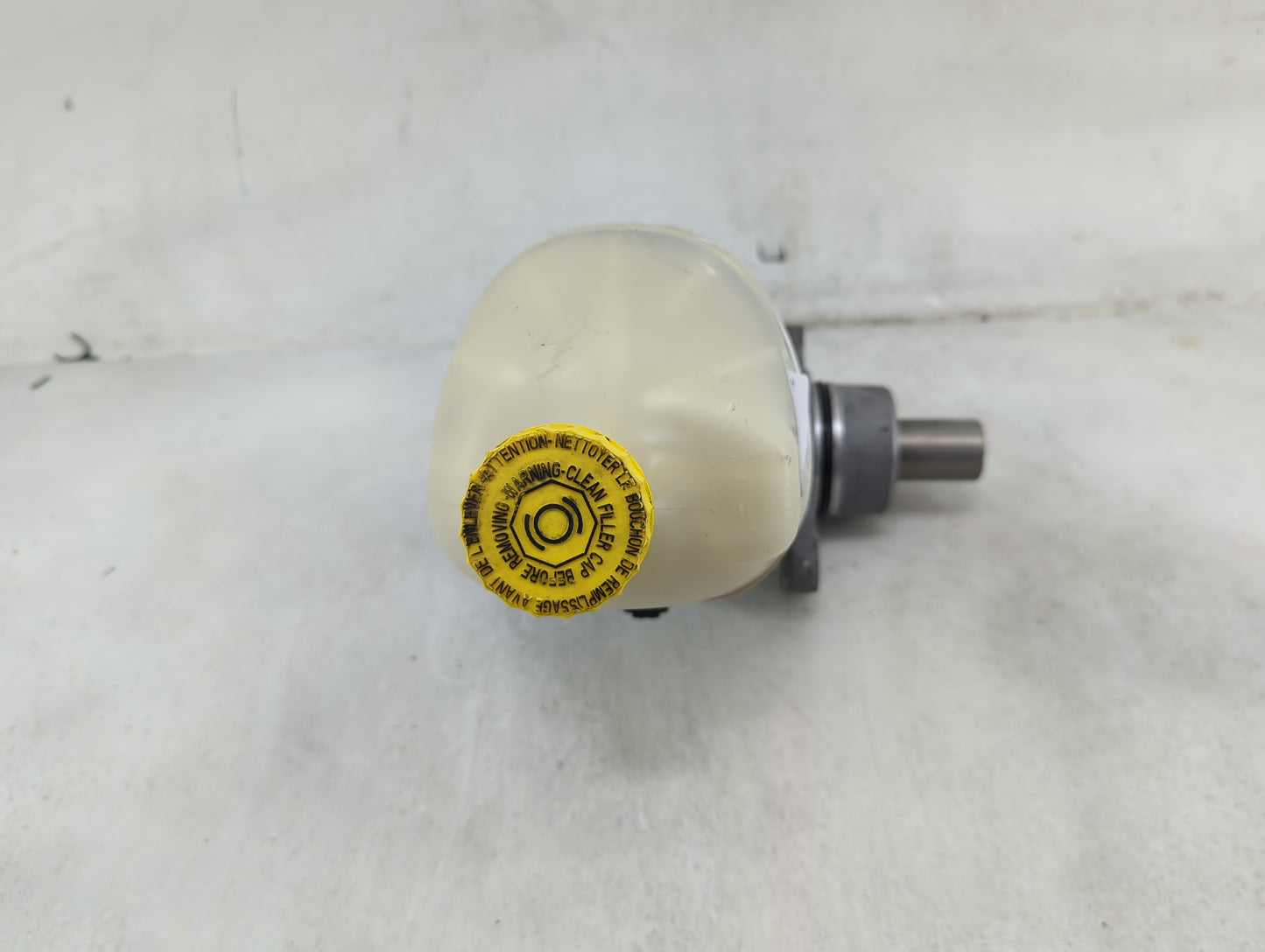 2011-2022 Ram 1500 Brake Master Cylinder 1489181 - Oemusedautoparts1.com