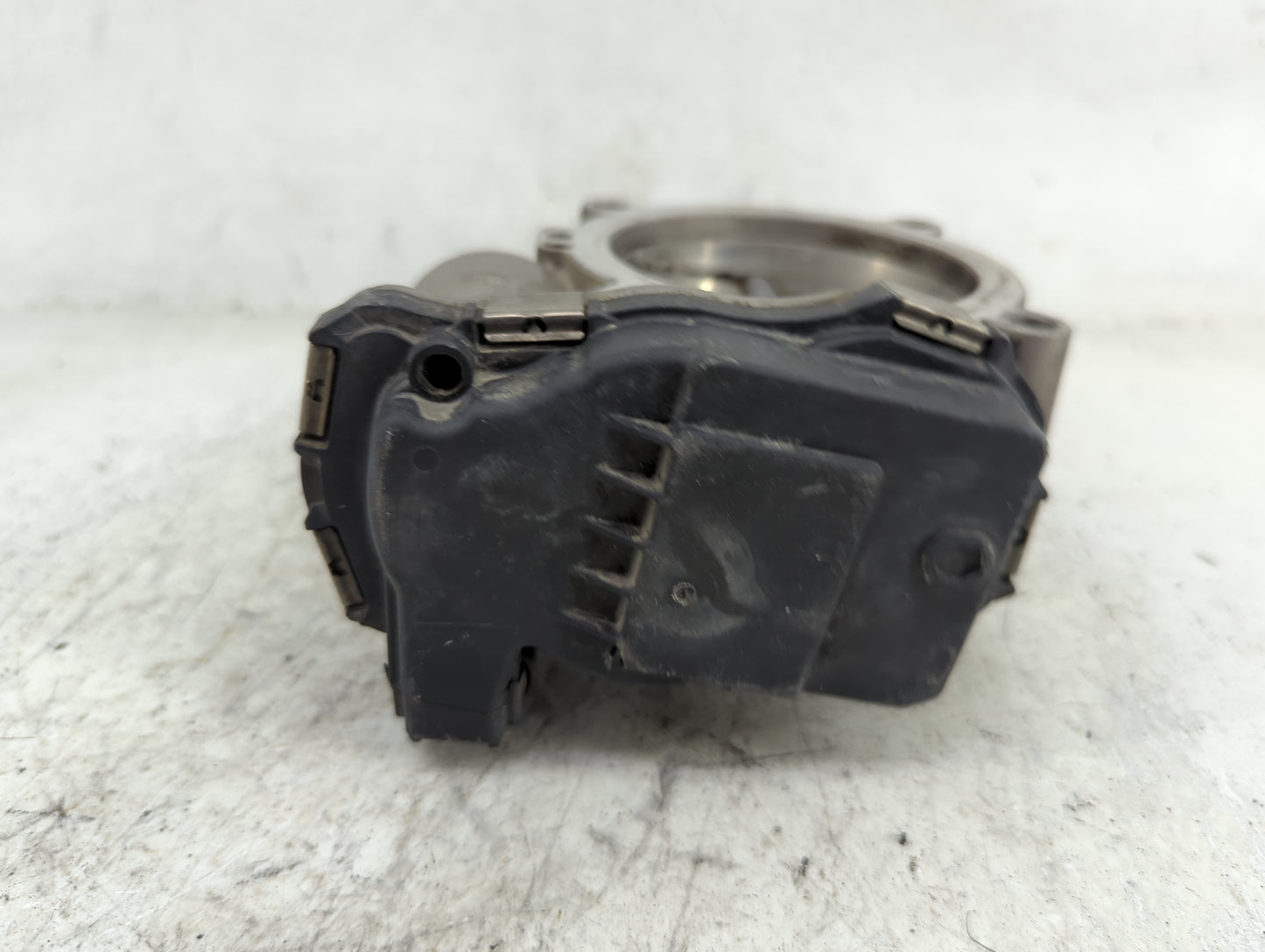 2013-2022 Ram 1500 Throttle Body P/N:53034251AB Fits Fits 2012 2013 2014 2015 2016 2017 2018 2019 2020 2021 2022 OEM Used Au