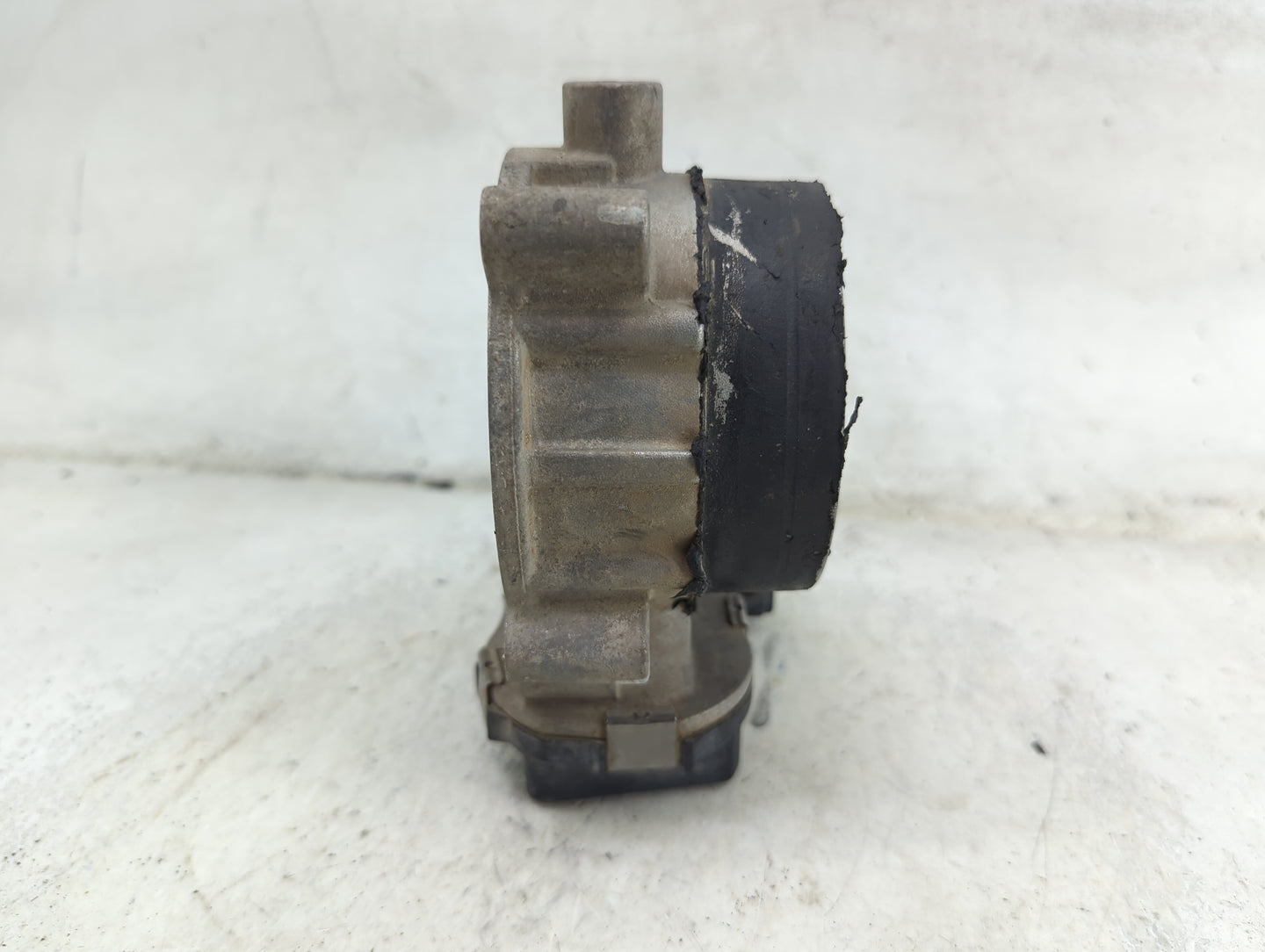 2013-2022 Ram 1500 Throttle Body P/N:53034251AB Fits Fits 2012 2013 2014 2015 2016 2017 2018 2019 2020 2021 2022 OEM Used Au