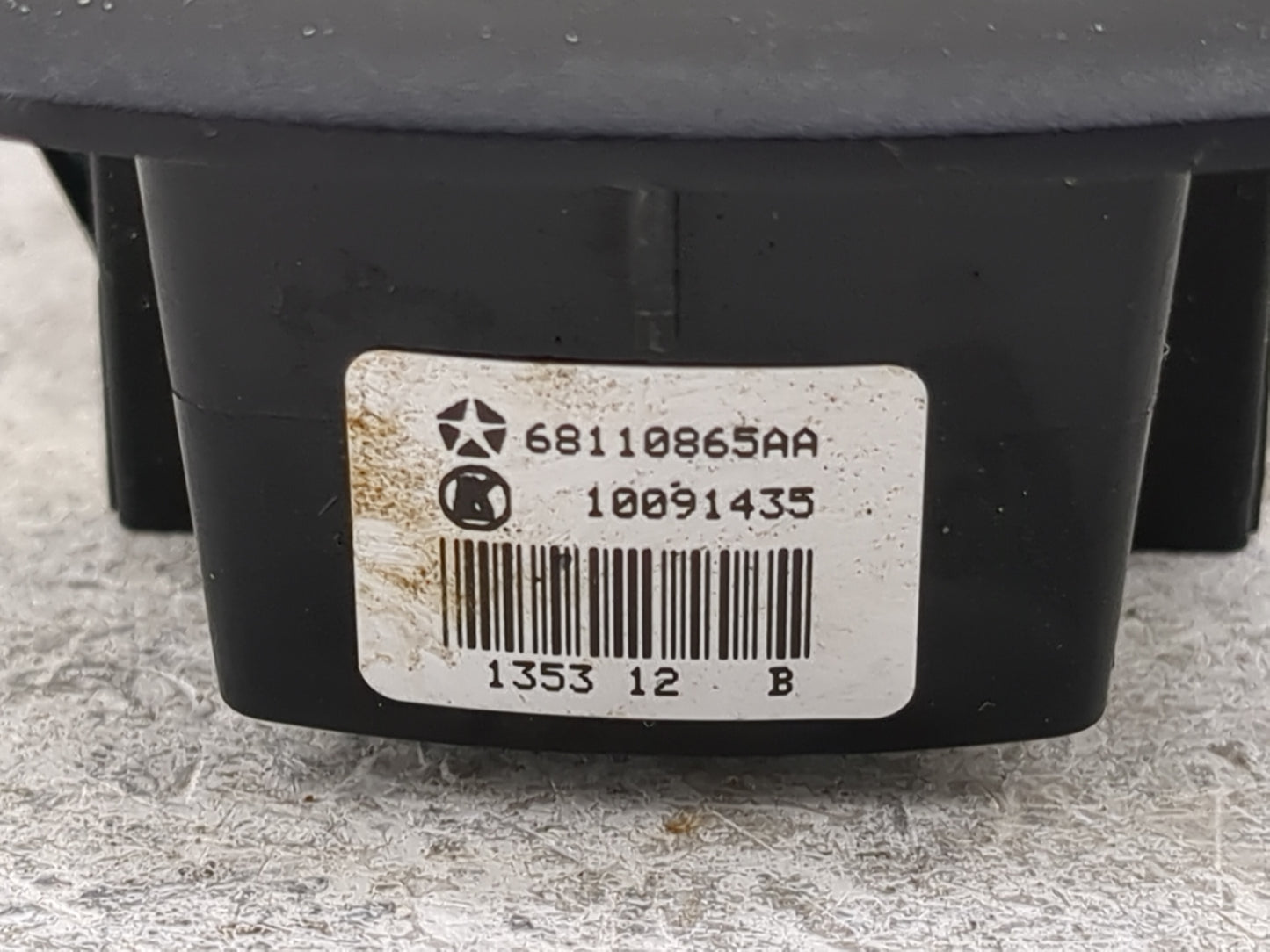 2014 Ram 1500 Passenger Right Power Window Switch 68110865aa - Oemusedautoparts1.com